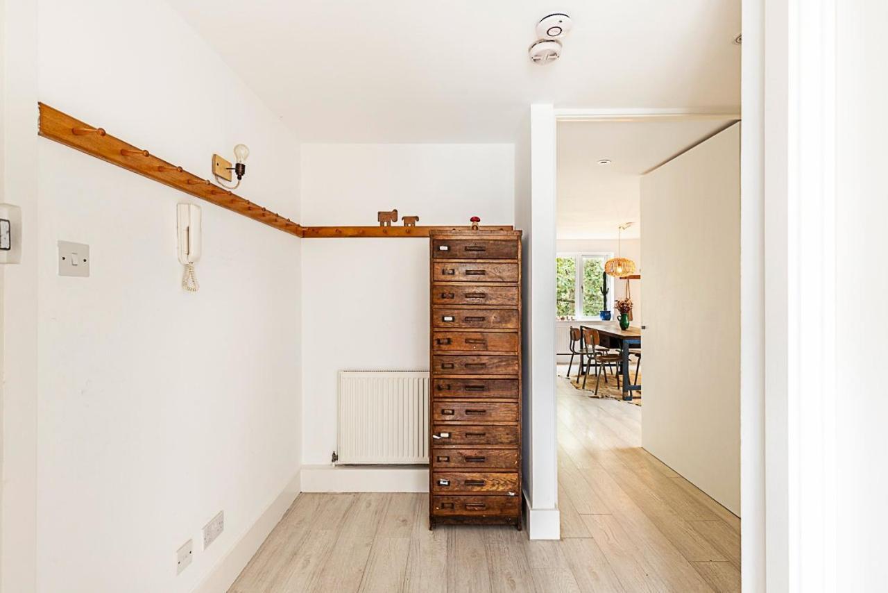 Tranquil 2 Bedroom In East Appartement *