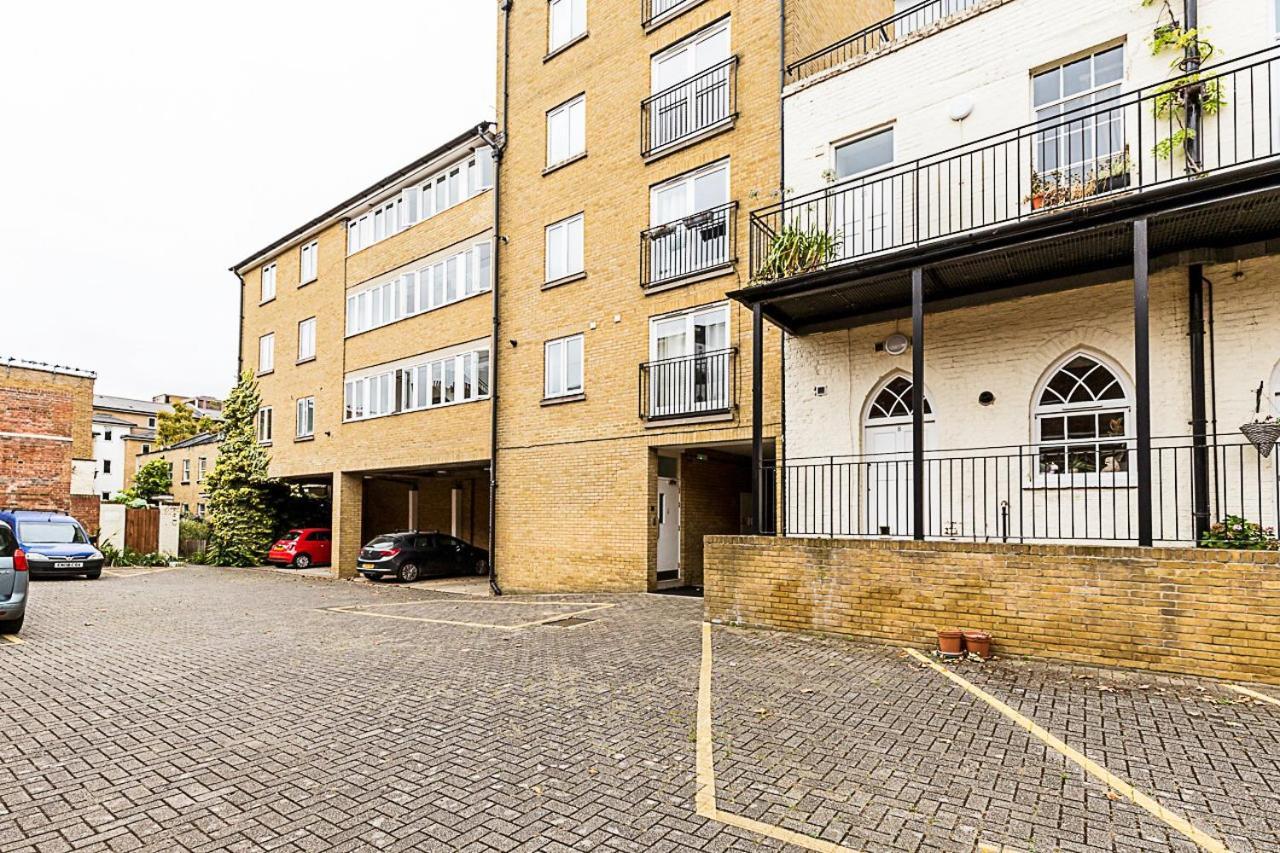 Appartement Tranquil 2 Bedroom In East