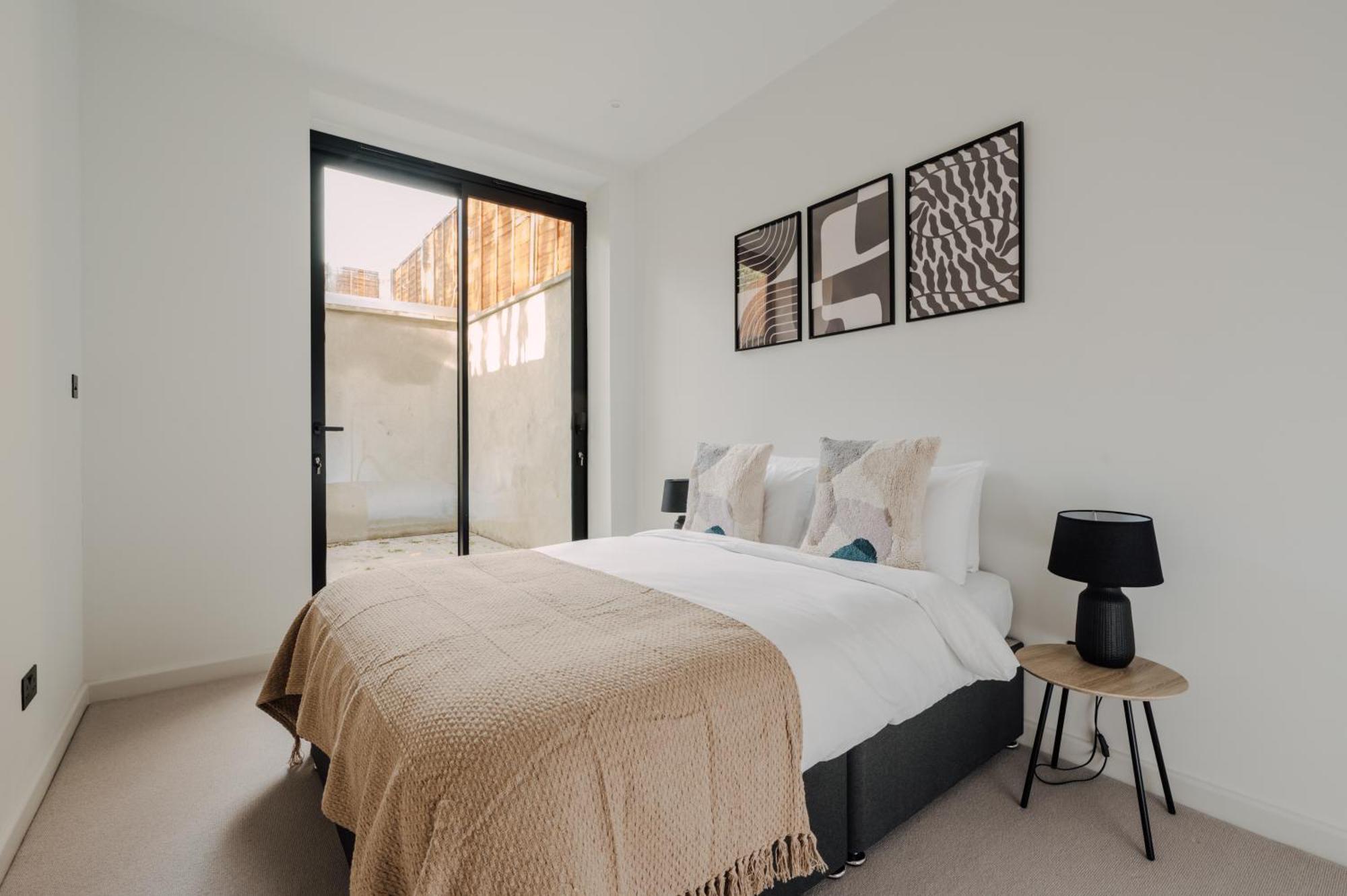 Modern & Bright Luxury In Honor Oak Apartment