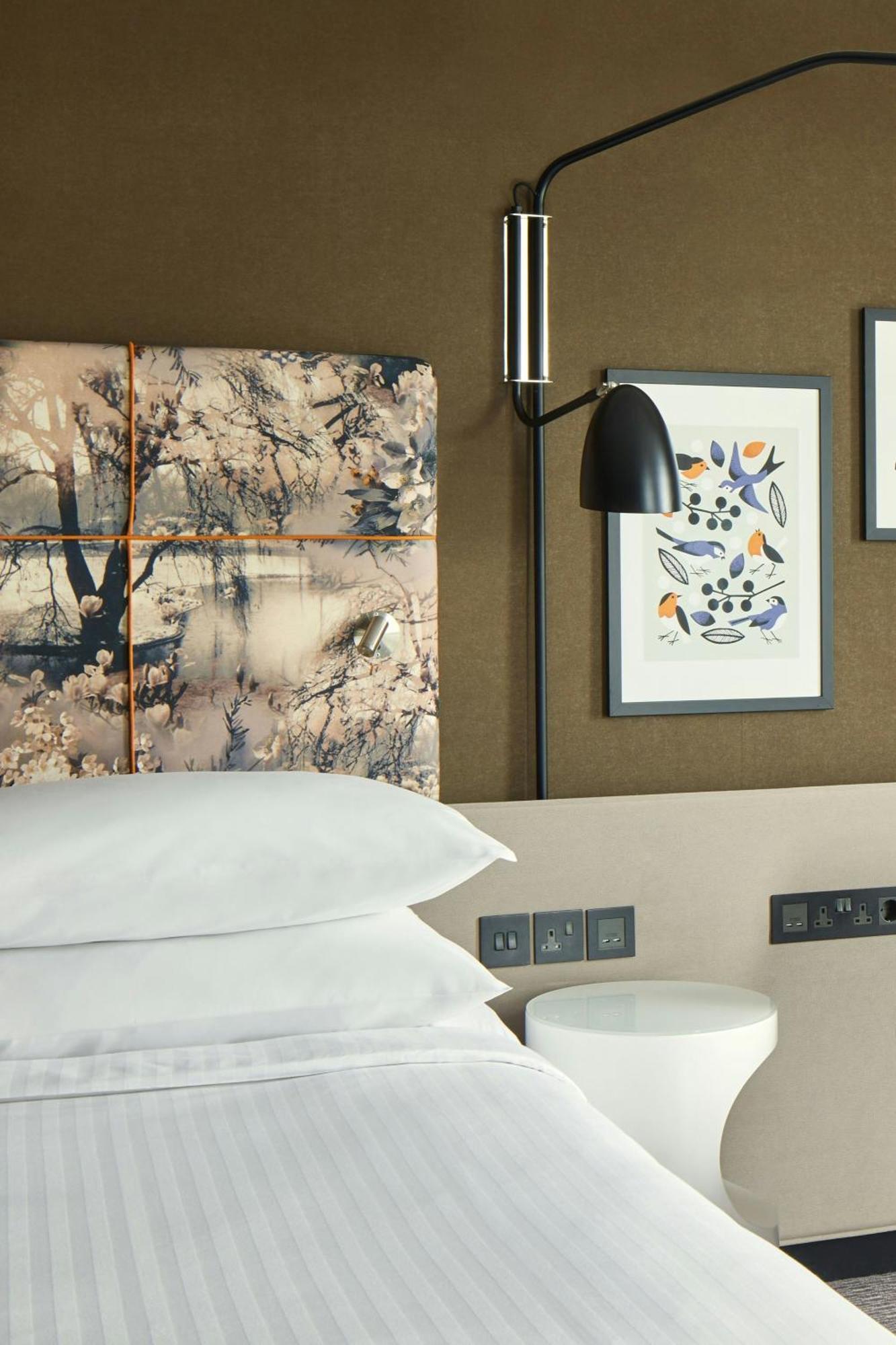 Marriott Regents Park 4* London