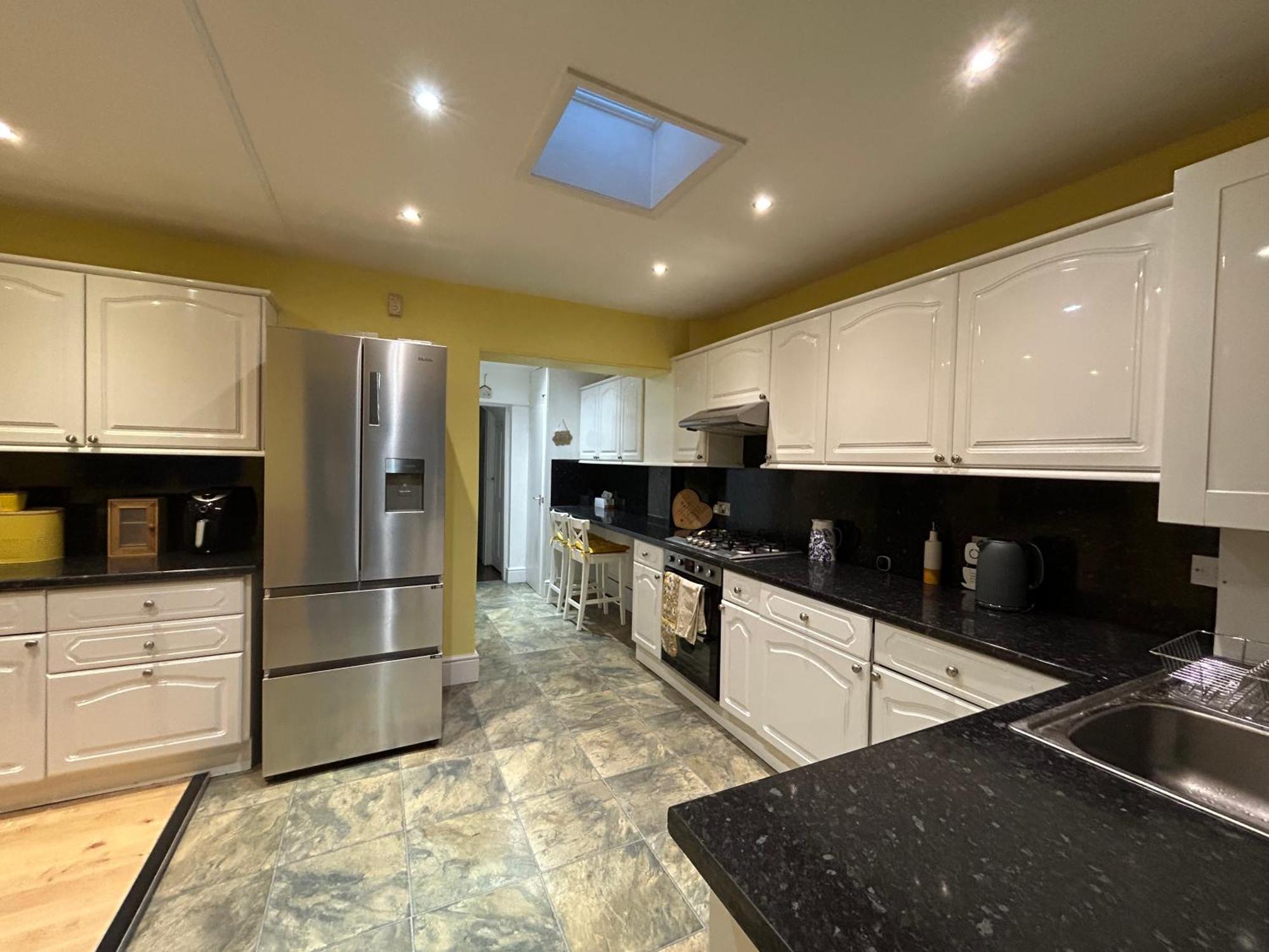 Cozy 3 Bed Near Greenwich Fast Wifi & Free Parking Apartamento