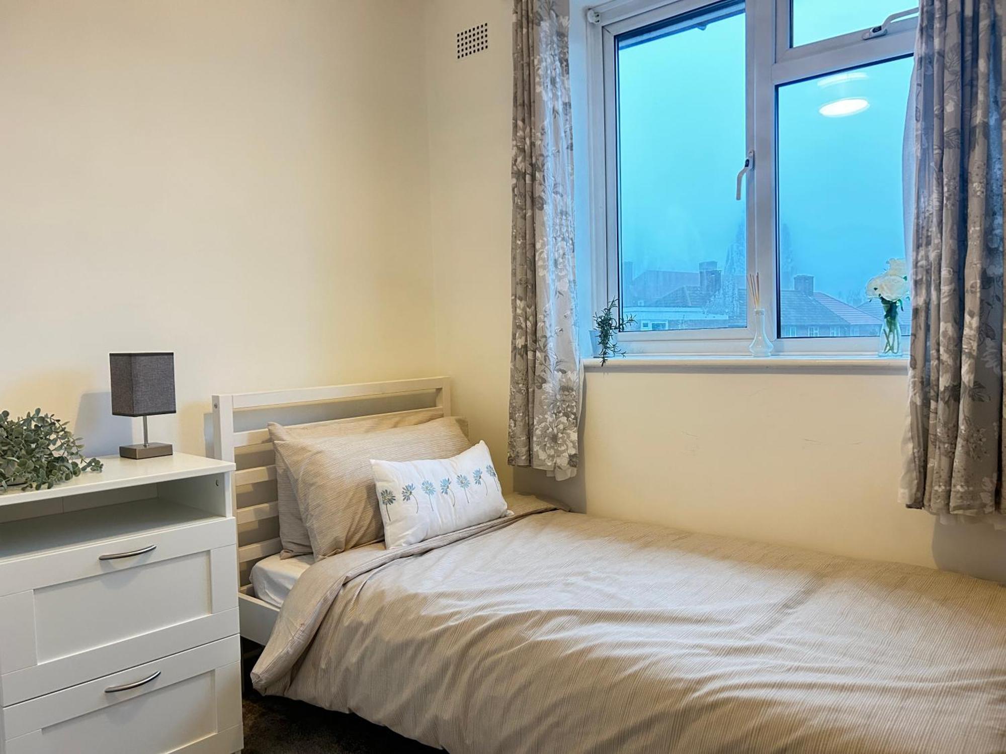 Cozy 3 Bed Near Greenwich Fast Wifi & Free Parking * Londres