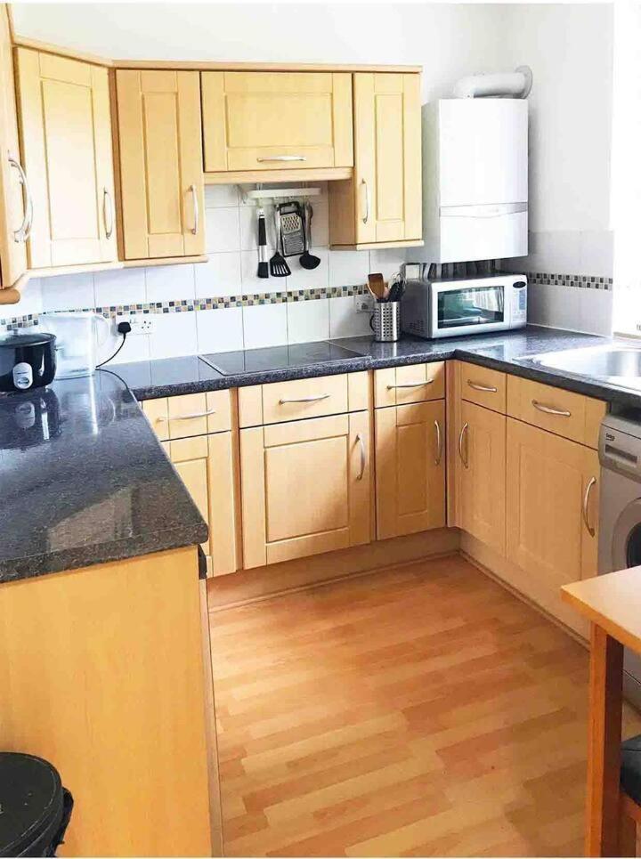 Homestay Stunning Large Double Bed *