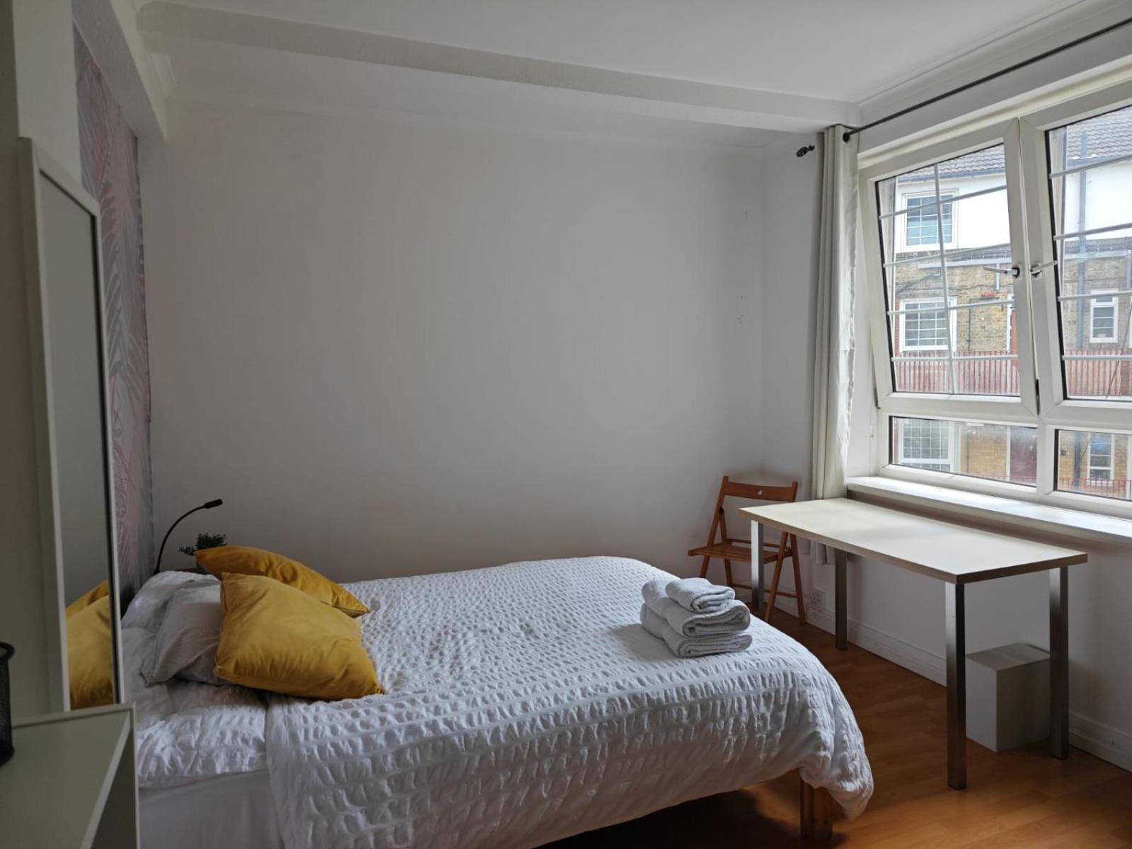 Homestay Stunning Large Double Bed London