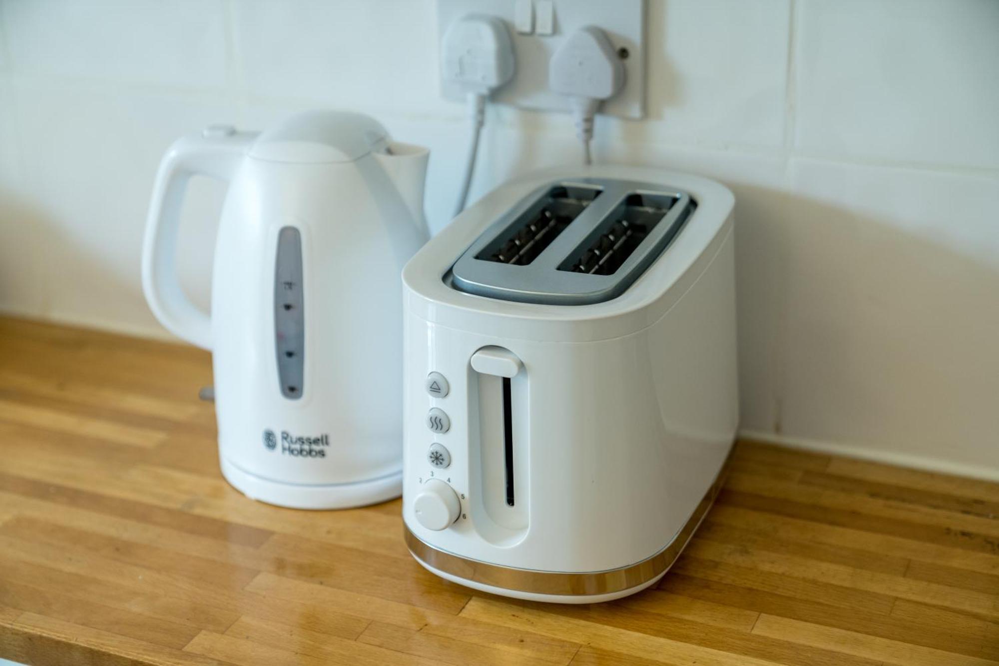 New! Cosy Flat - Free Secure Parking - Wapping Station Apartment *