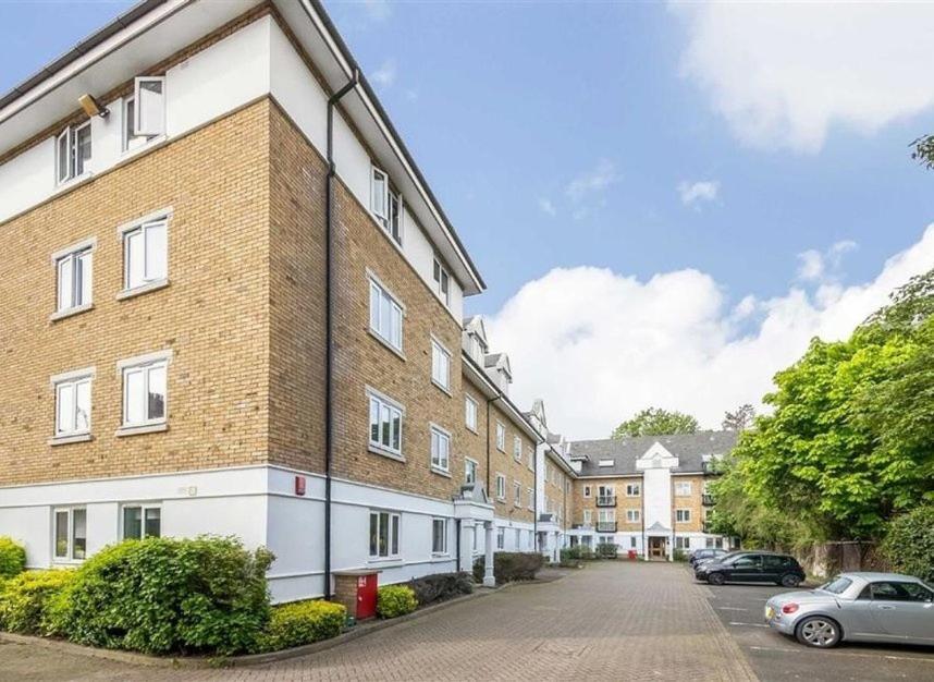 Homestay Comfortable In A Luxurious With Parking In Blackheath London