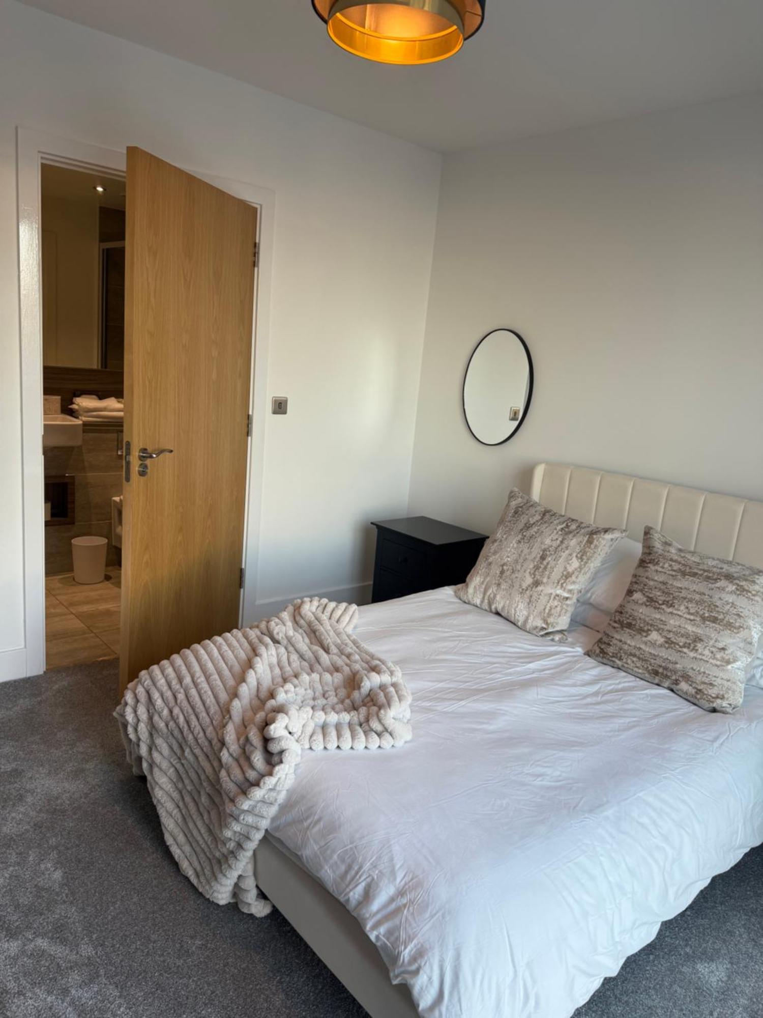 Apartment Stunning 2 Bed In Royal Wharf Next To Excel & Airport
