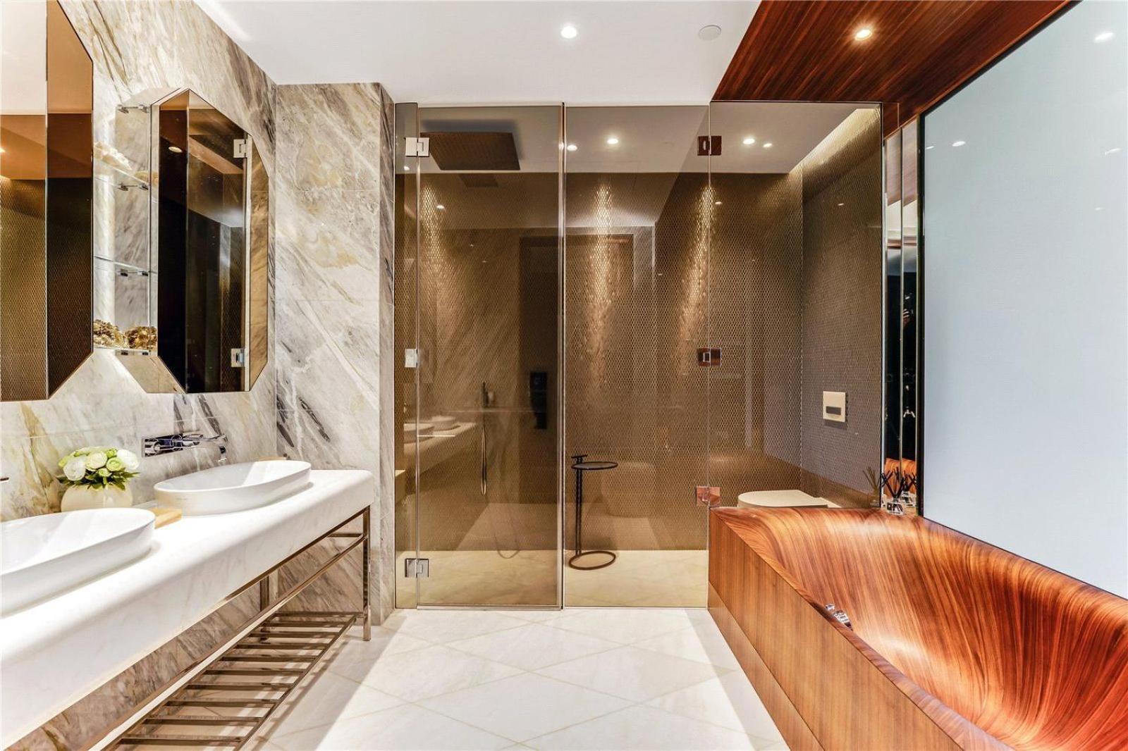 5 Million Pound Luxury Penthouse Tower Bridge Sleeps 8 Private Jacuzzi Apartment