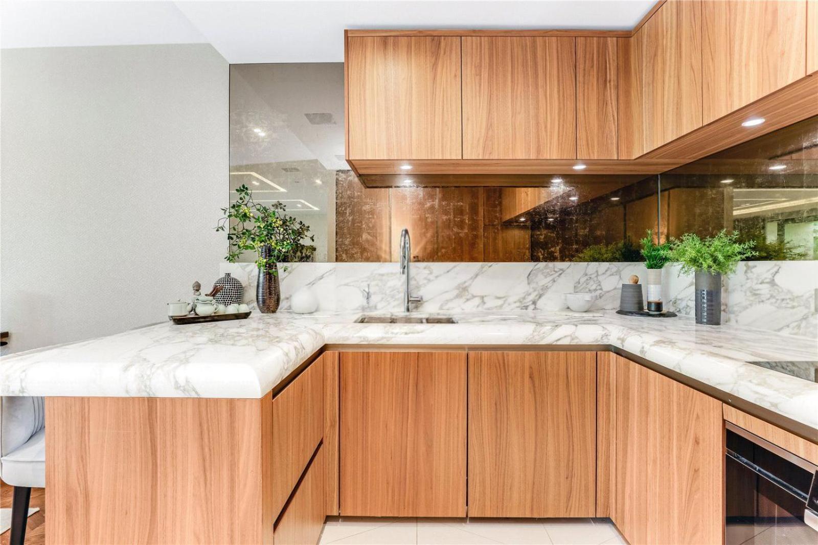 5 Million Pound Luxury Penthouse Tower Bridge Sleeps 8 Private Jacuzzi Apartment London