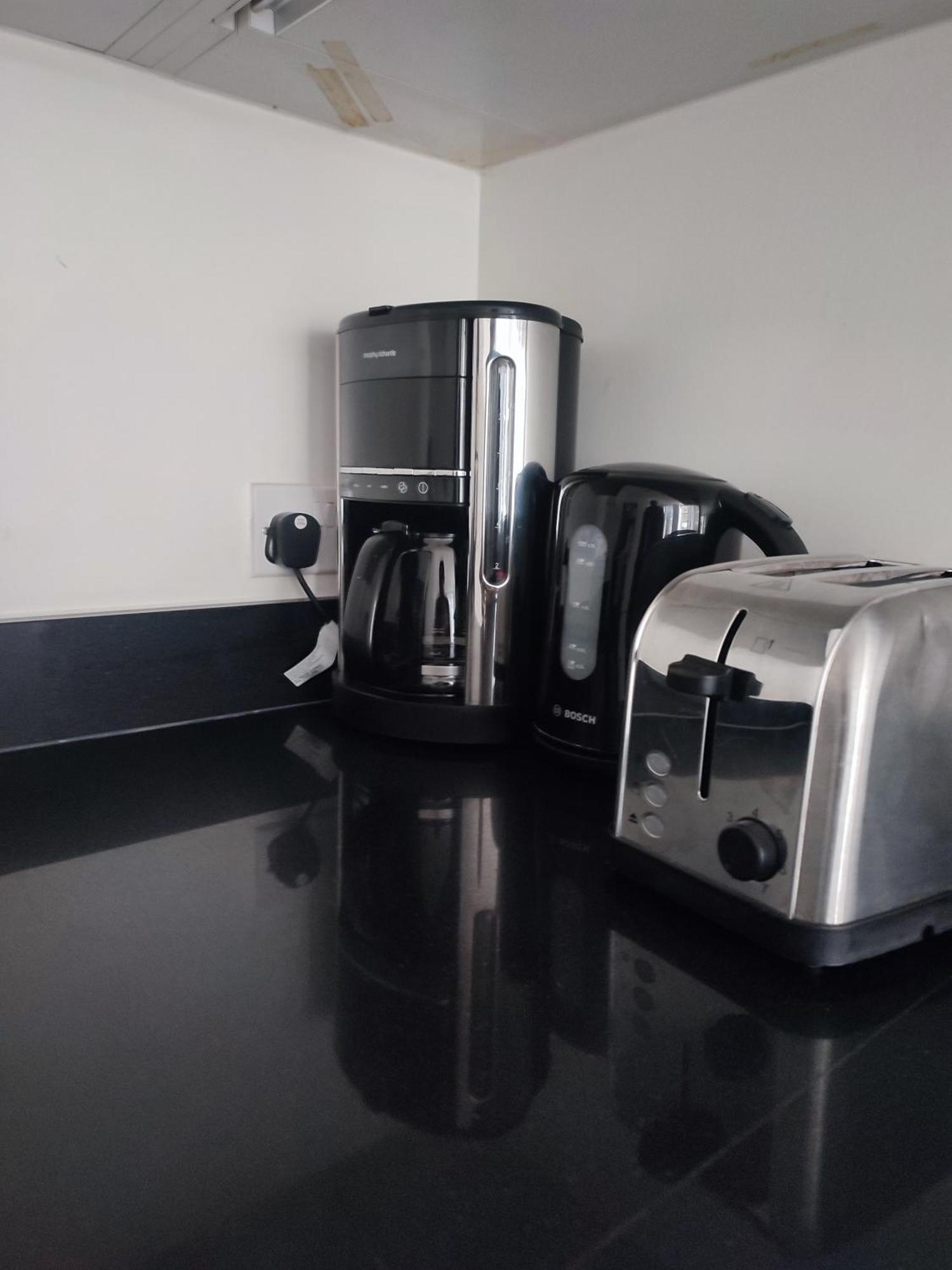 Lovely 1bed Flat 10mins To Canary Wharf & Parking Apartment