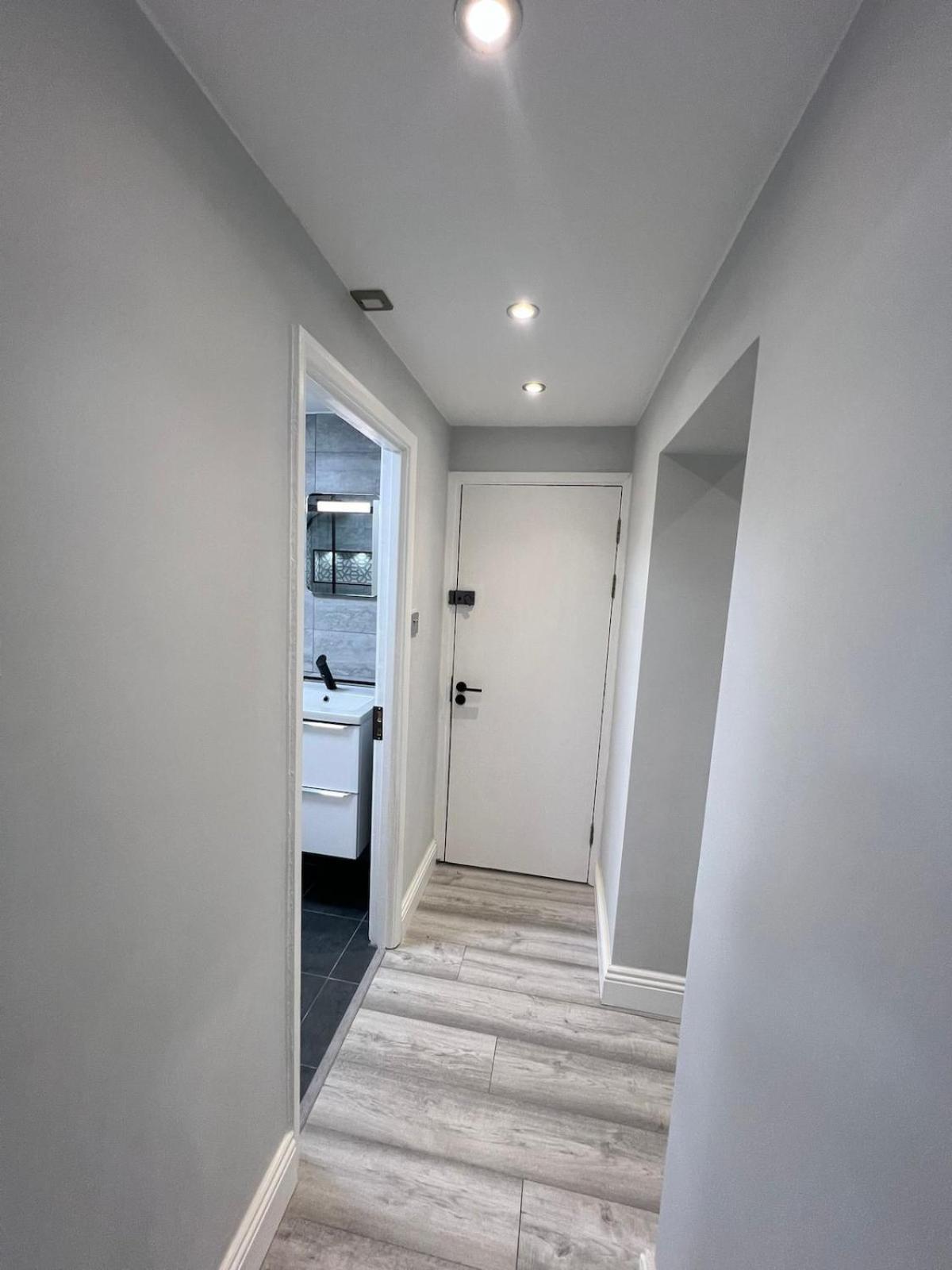 Apartment Stratford 2 Bedroom *