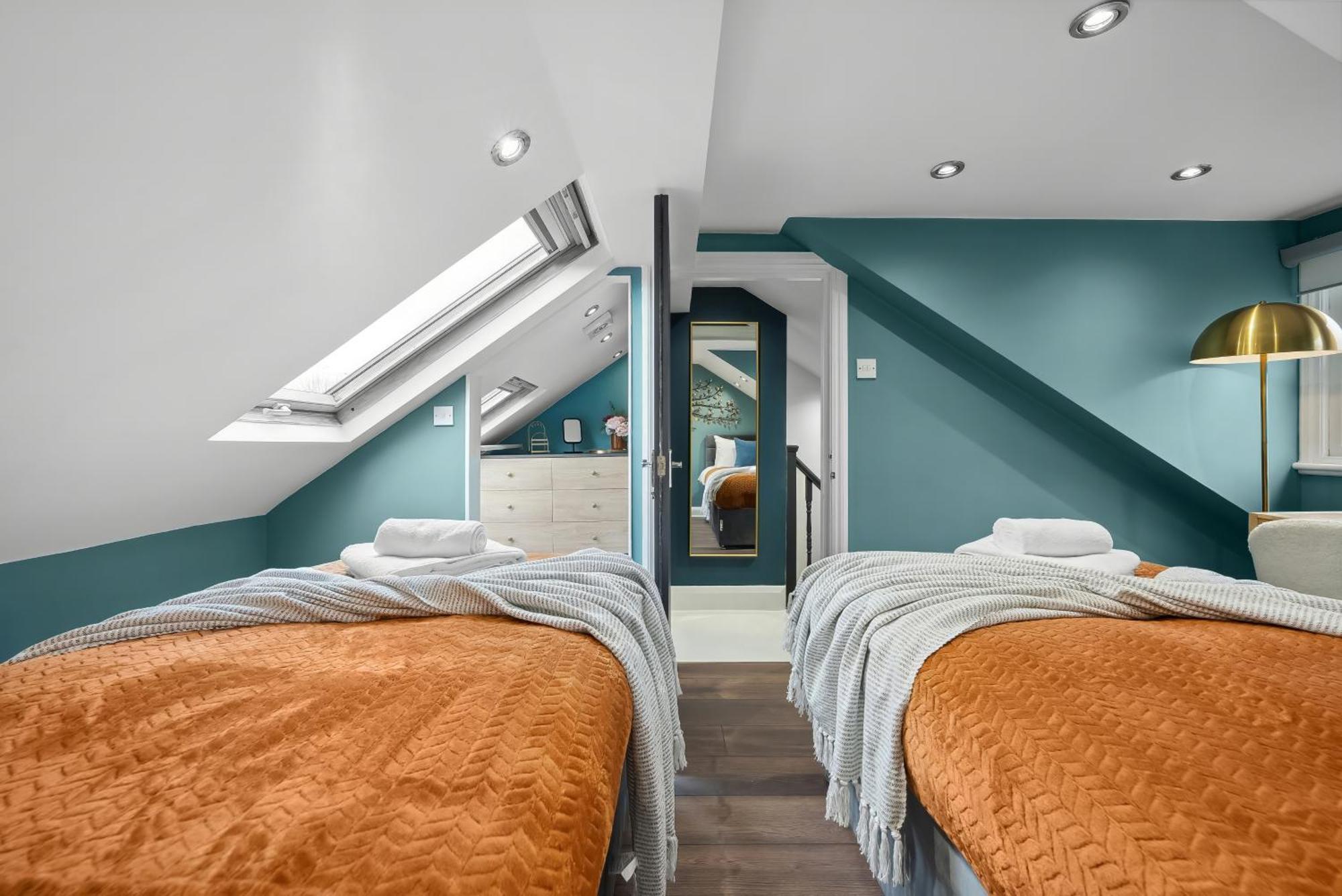 Stylish Edwardian Escape In Southwark 3 Bedroom Maisonette By Gold Appartement *