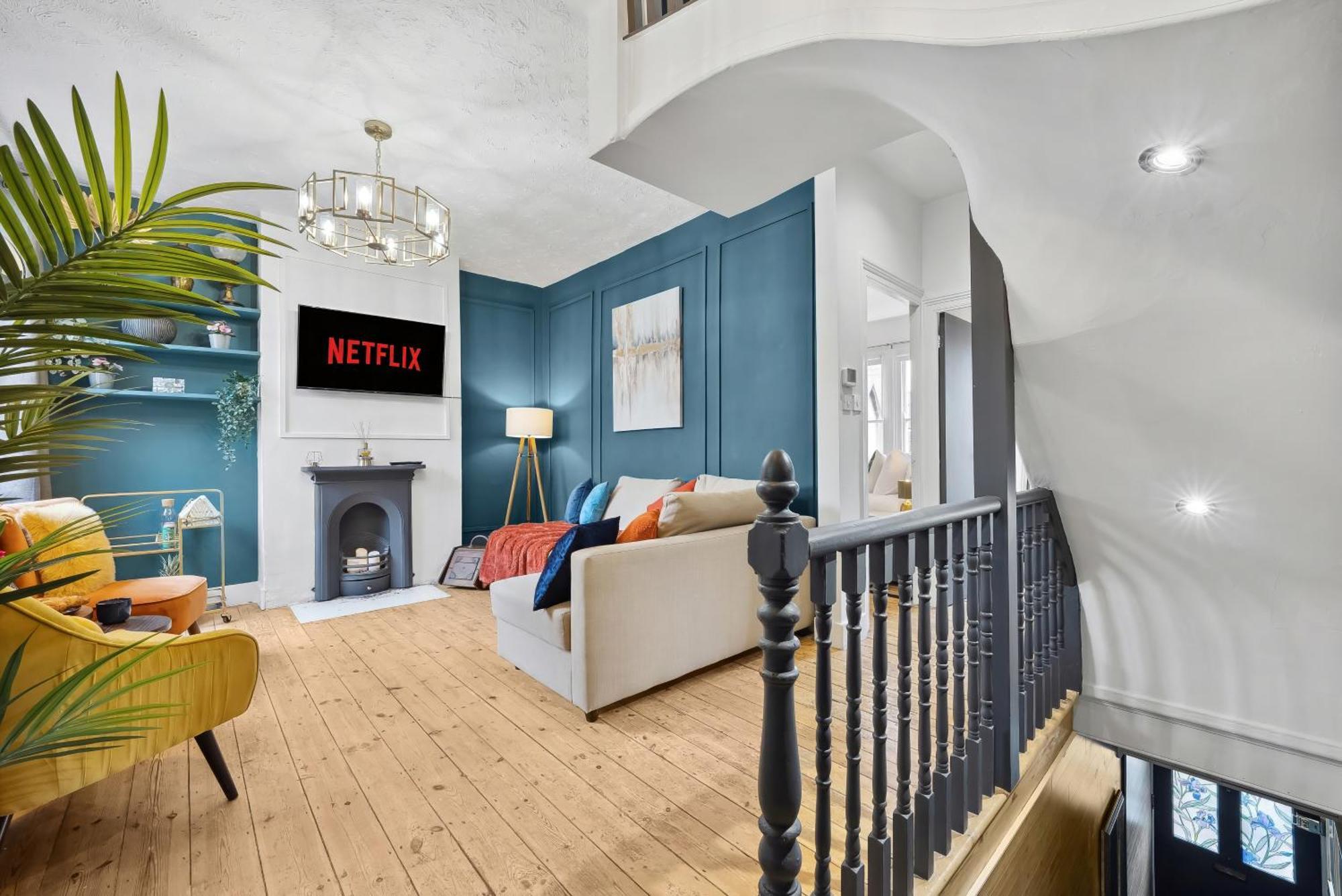 Stylish Edwardian Escape In Southwark 3 Bedroom Maisonette By Gold * Londen