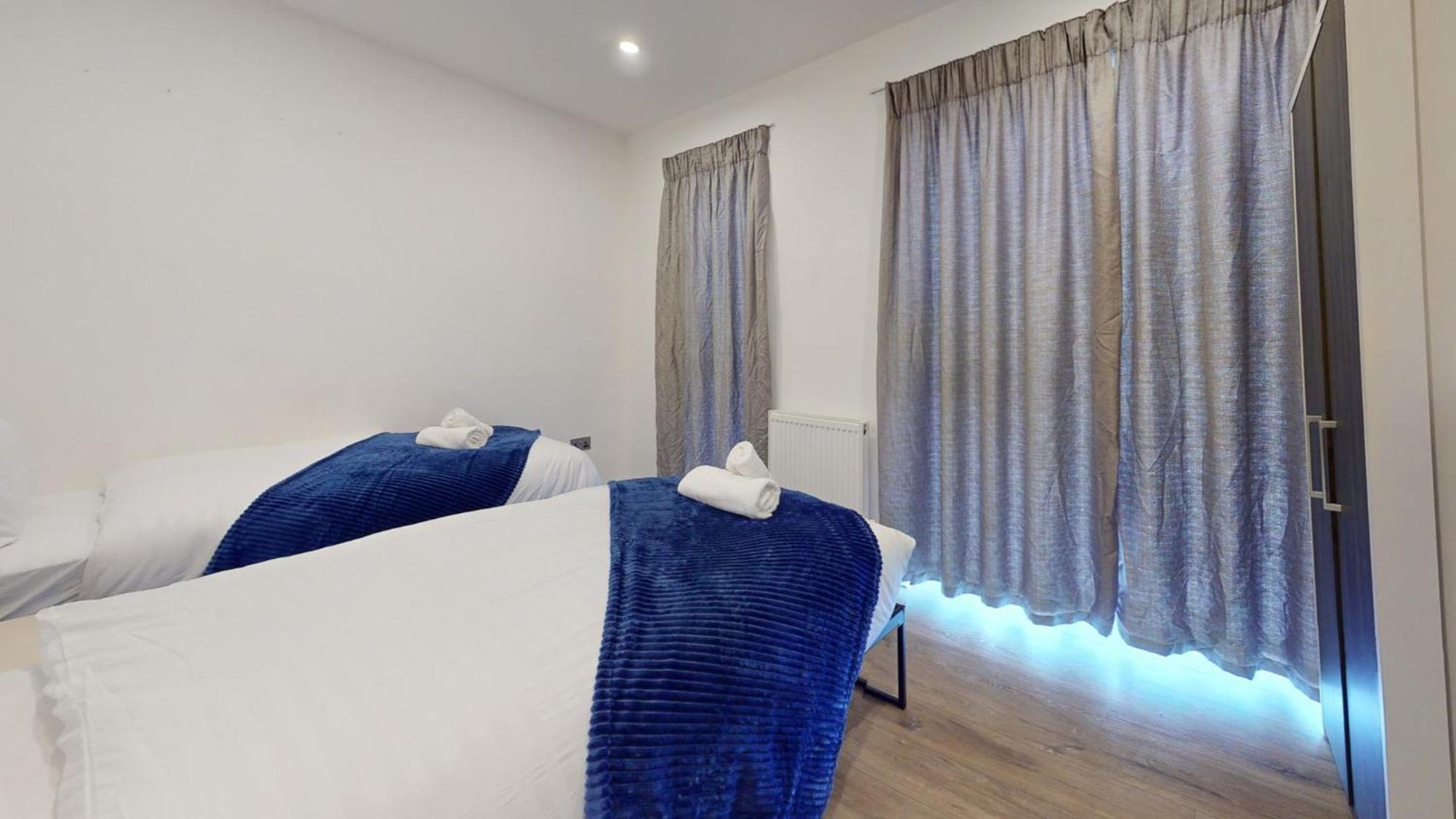 Apartment Spacious 8-person House Near Excel Free Parking *