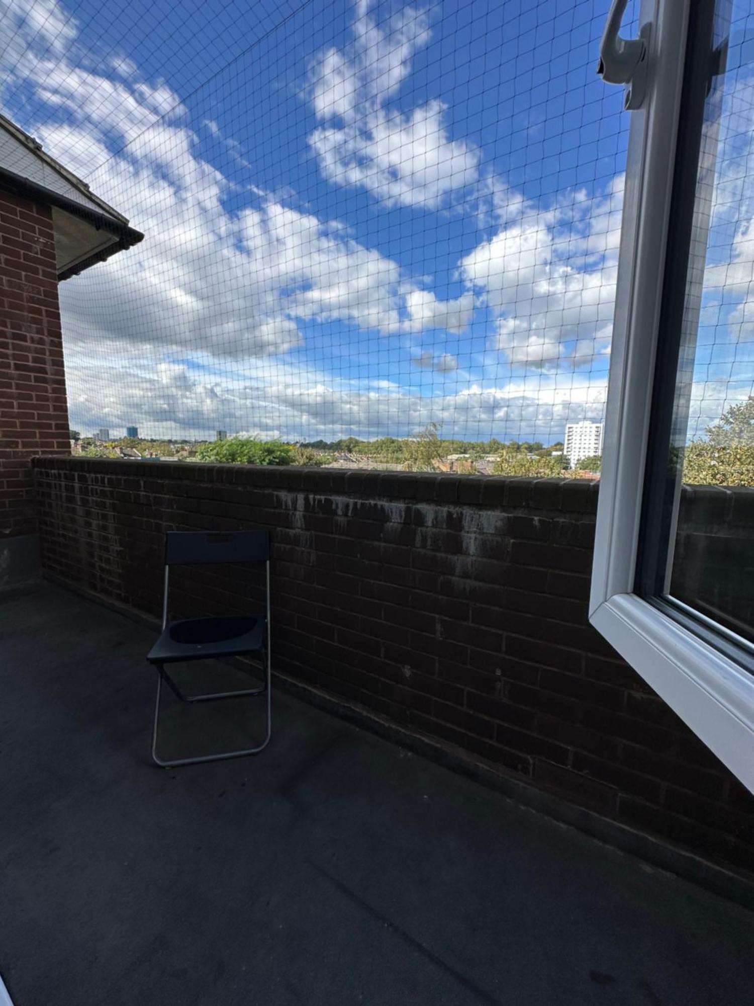 Homestay Large Guest Overlooking London