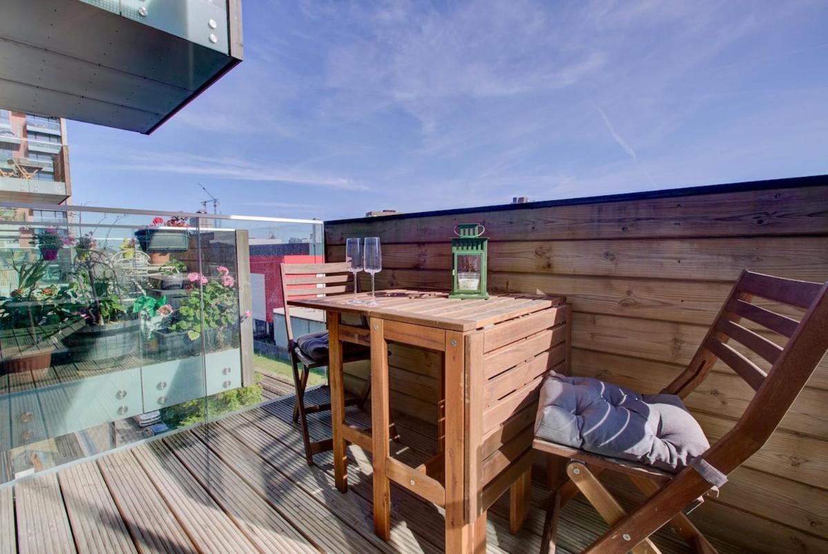 Modern 1-bed Entire Apartment, Zone 2 Apartment London