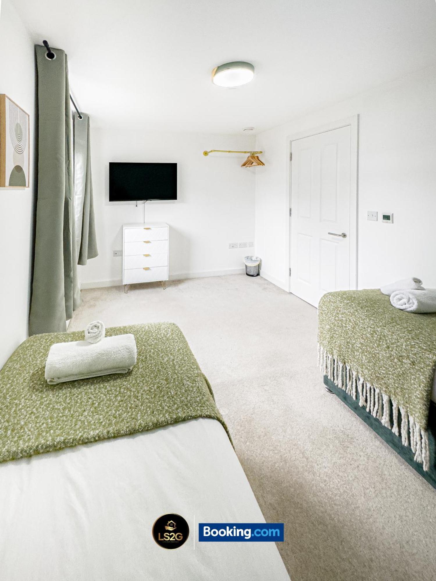 2 Bedroom Flat By Ls2g Short Lets & Serviced Greater With Free Parking Appartement Londen