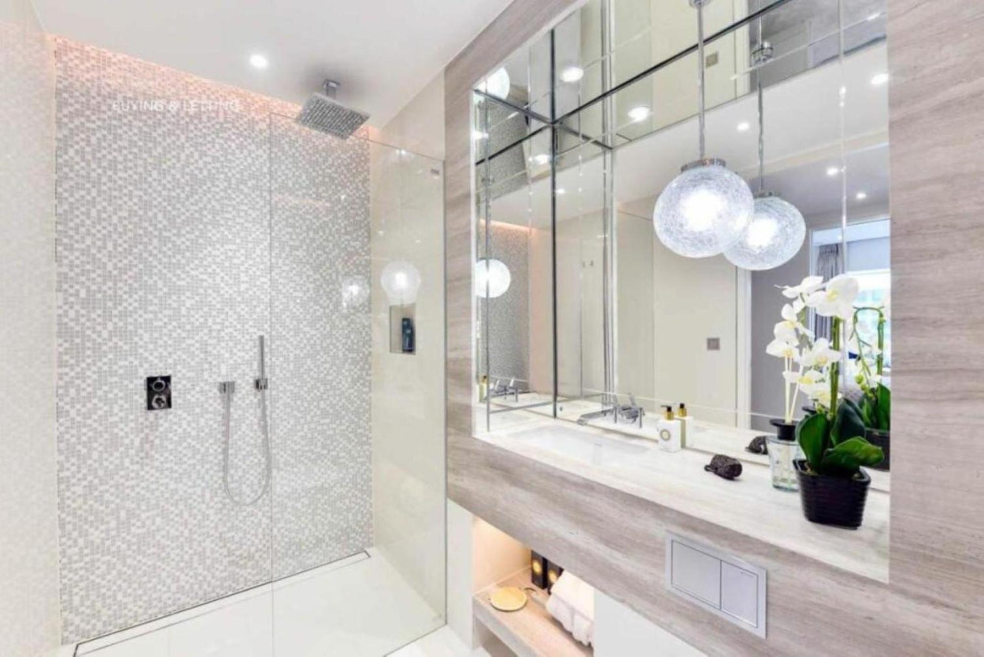 Luxury Riverside Penthouse 2000sqft Appartement *
