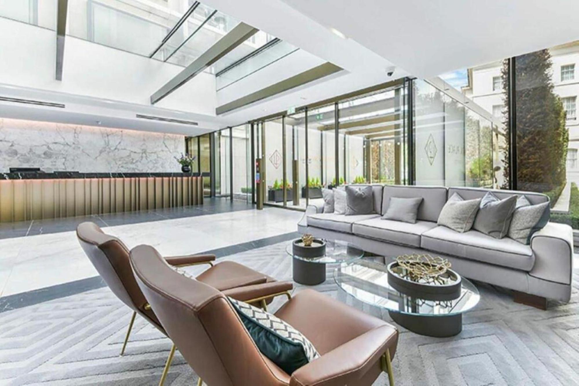 Luxury Riverside Penthouse 2000sqft Appartement Londen