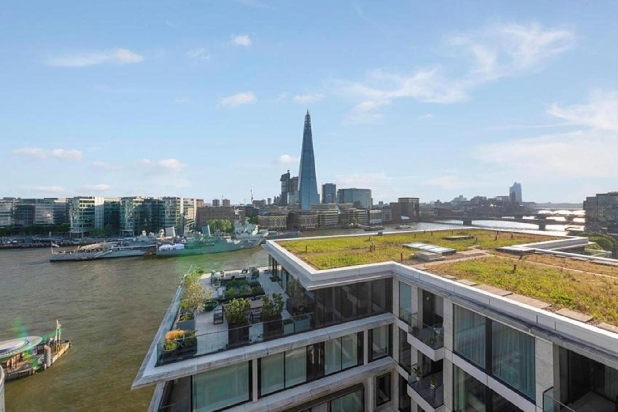 Appartement Luxury Riverside Penthouse 2000sqft Londen