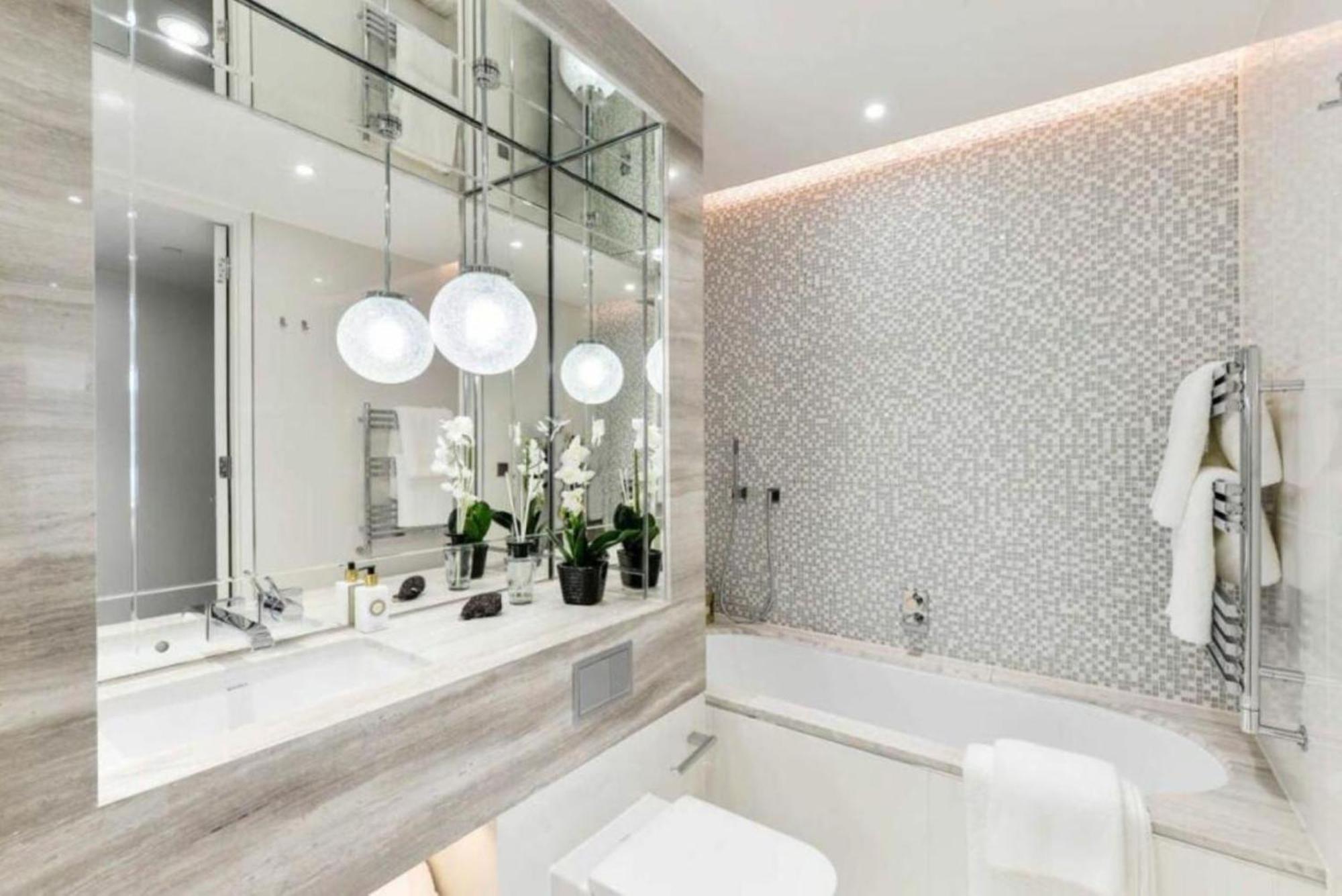 Luxury Riverside Penthouse 2000sqft Londen