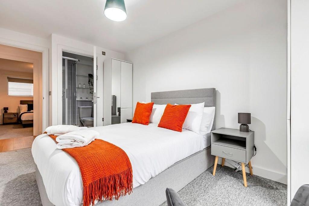 Stylish With Free Parking And Canal Views Londres