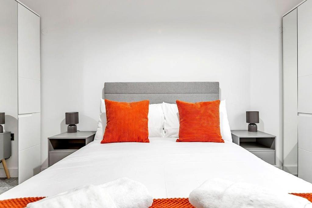 Stylish With Free Parking And Canal Views * Londres