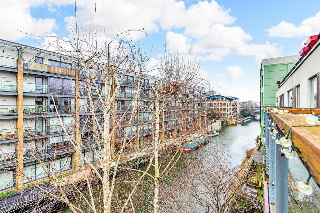 Stylish With Free Parking And Canal Views Apartamento