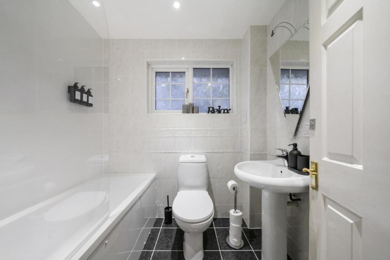 Three Bedroom House Near London Bridge Сasa de vacaciones Londres
