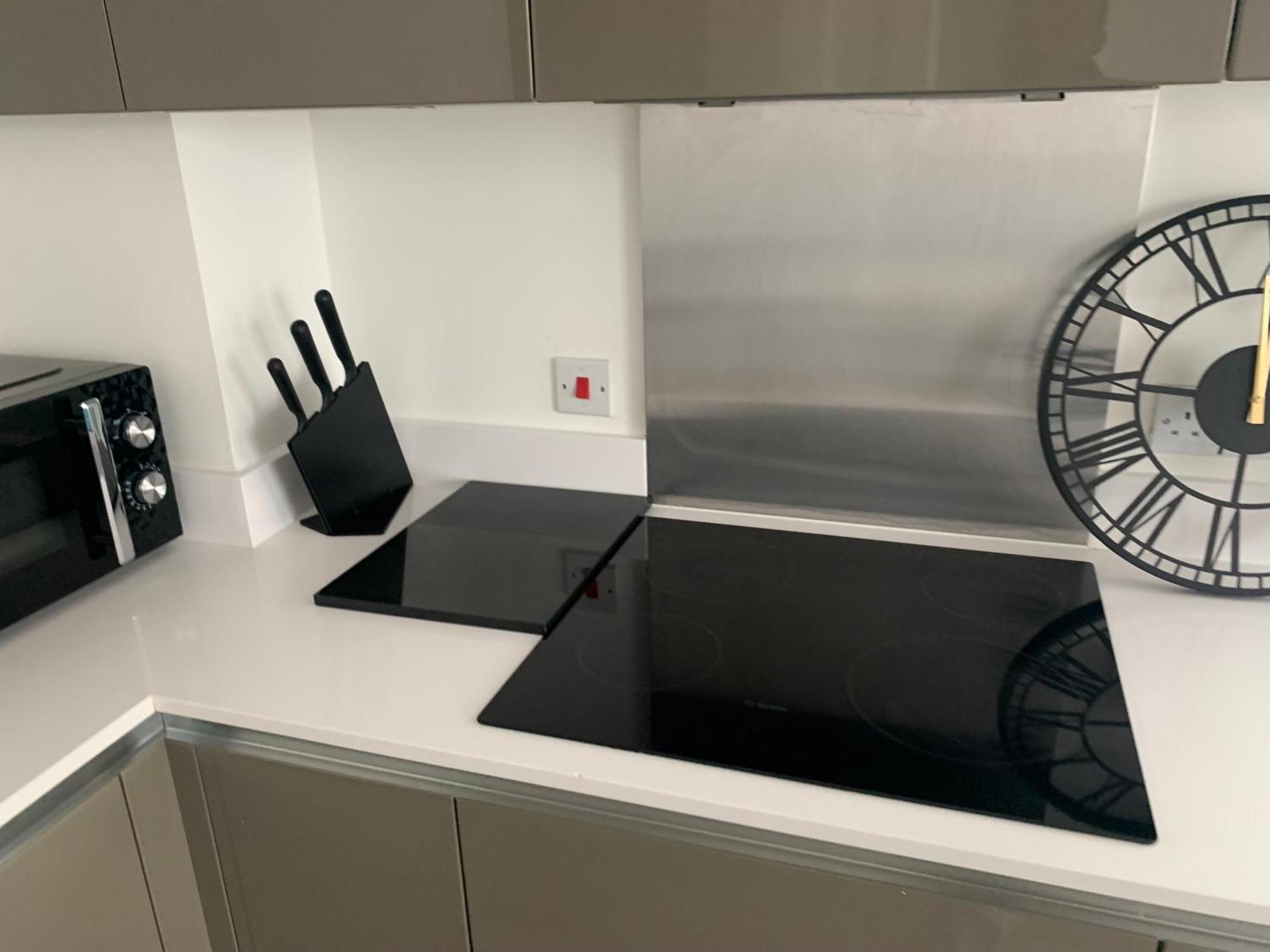 Lovely 1bed Flat 10mins To Canary Wharf & Parking Apartment London