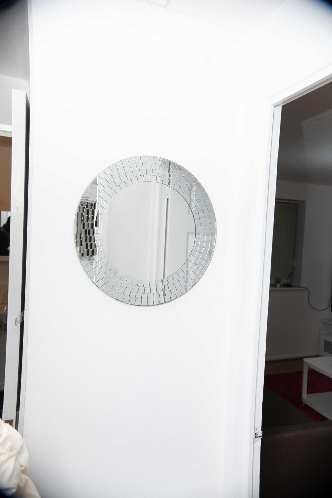 Emerald A Star Proximity Apartment London