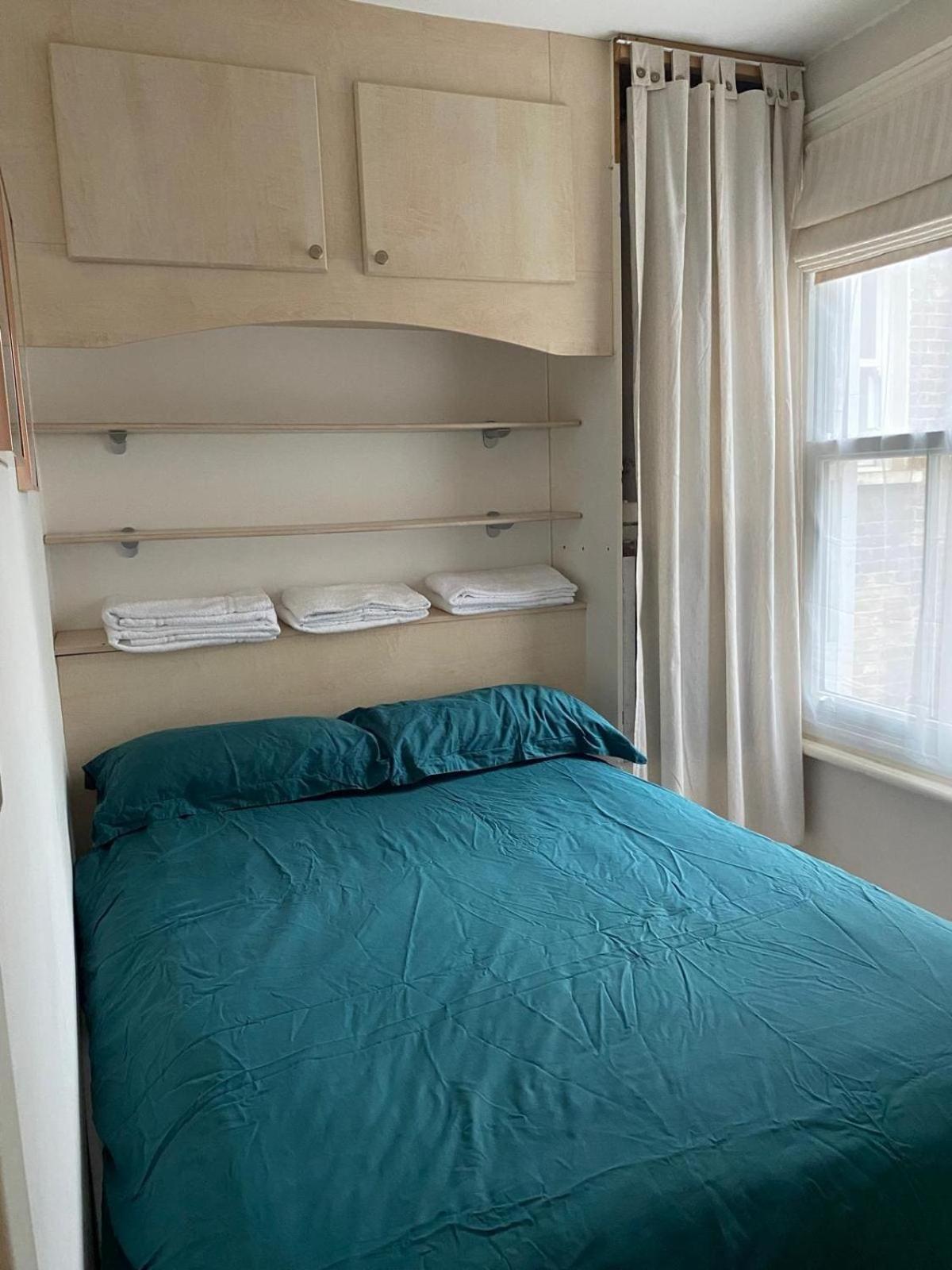 Apartment Astonishing 1-bed Flat New Cross