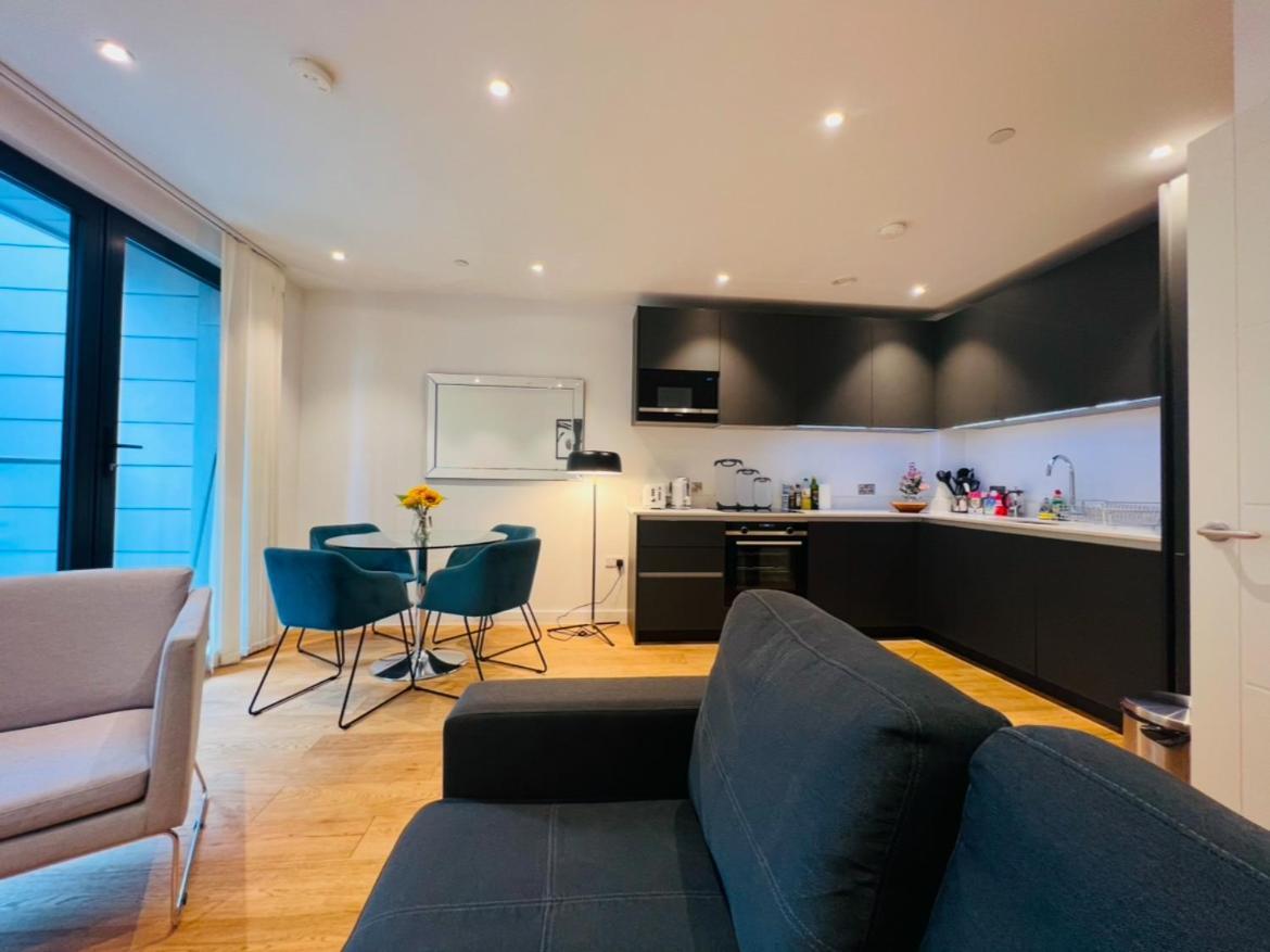 One Bedroom Near Tower Bridge Apartment London