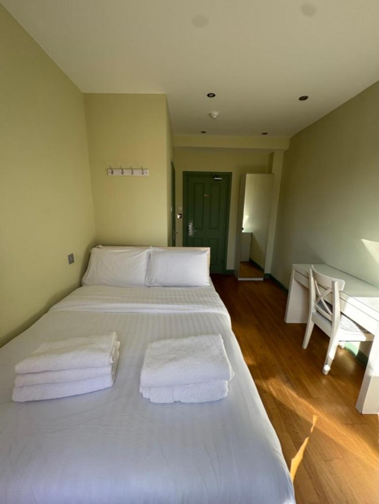 Matheson Olympia Guest house 3*