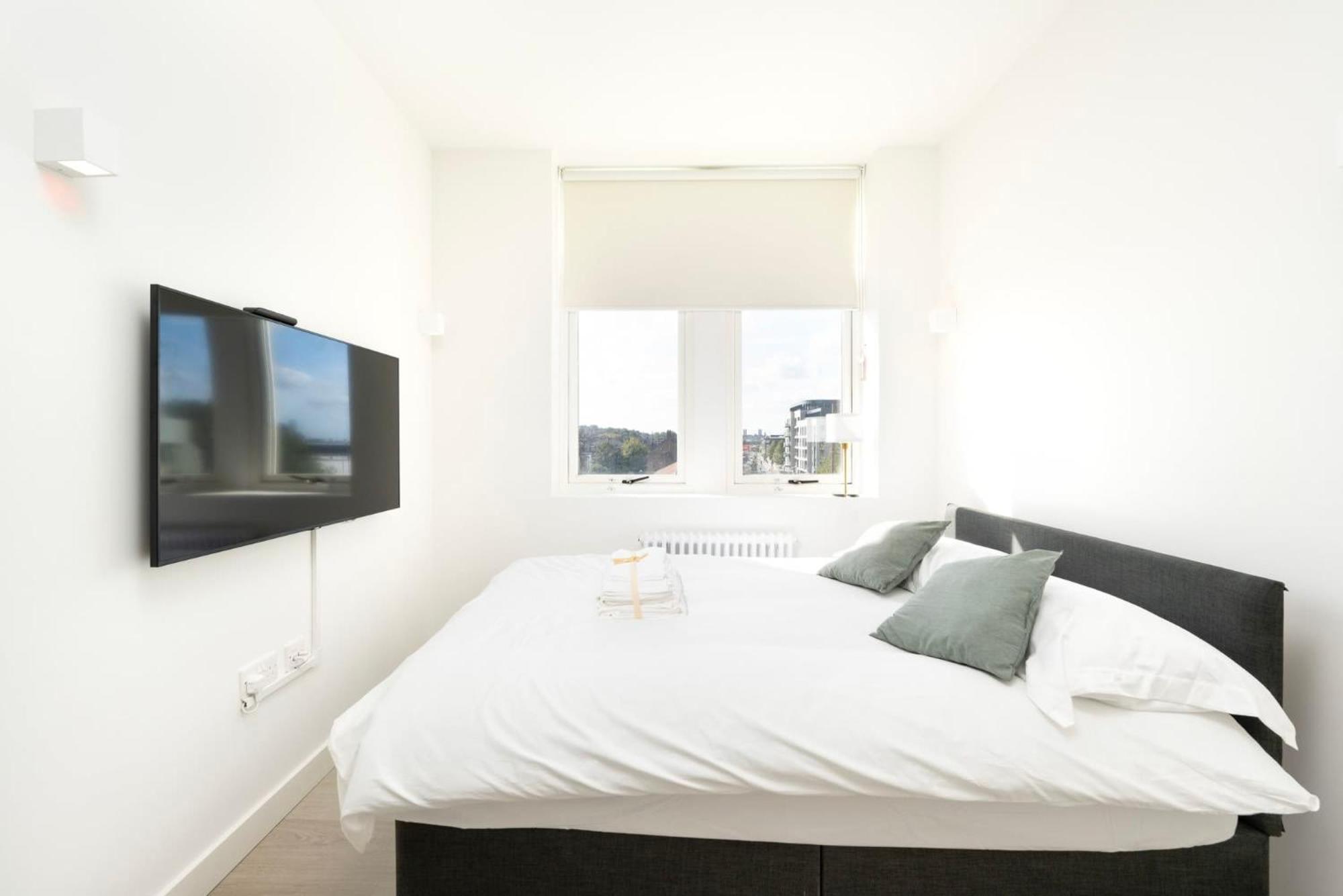 Modern Living At Antigallican In * Londres
