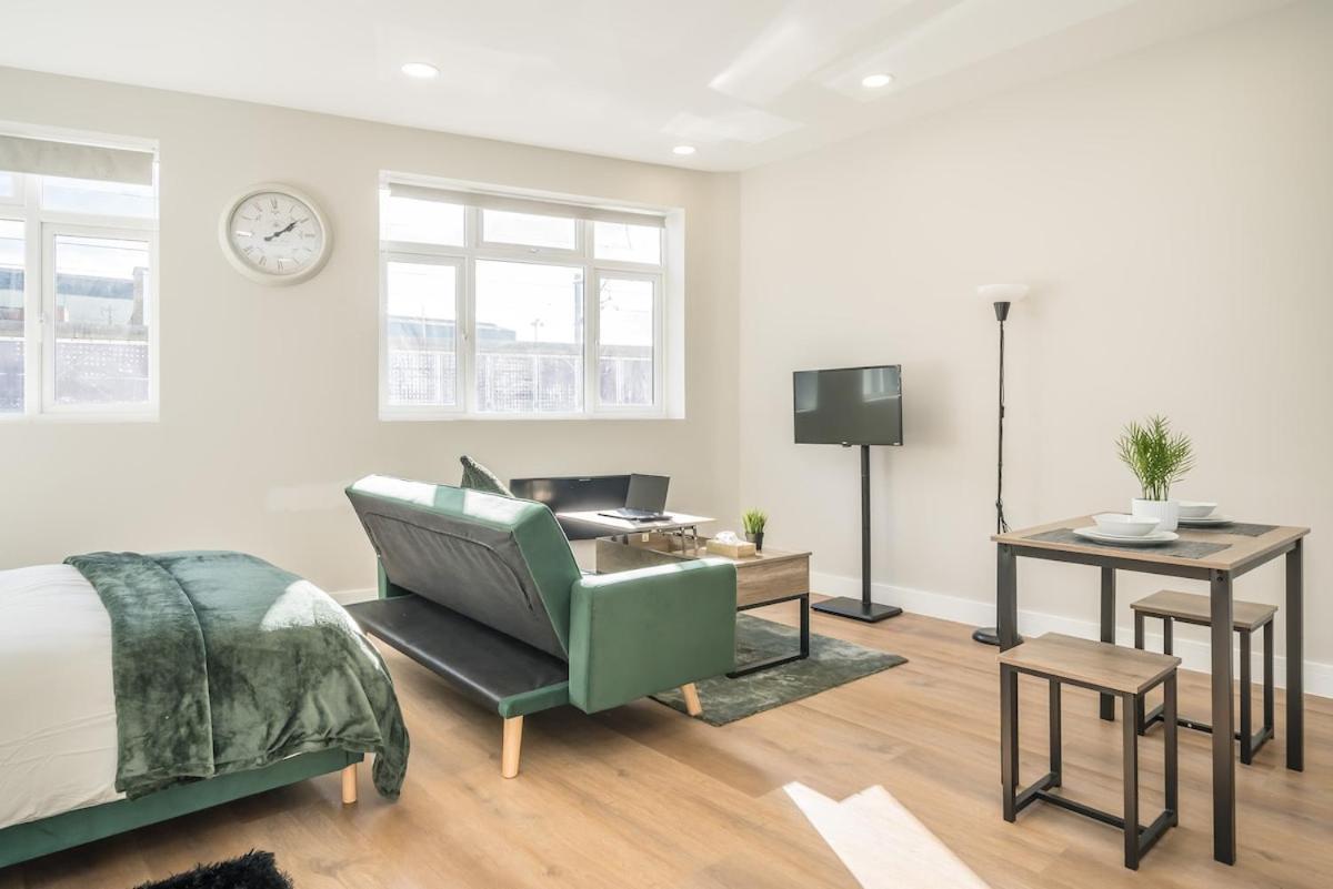 The Docks Apartment London