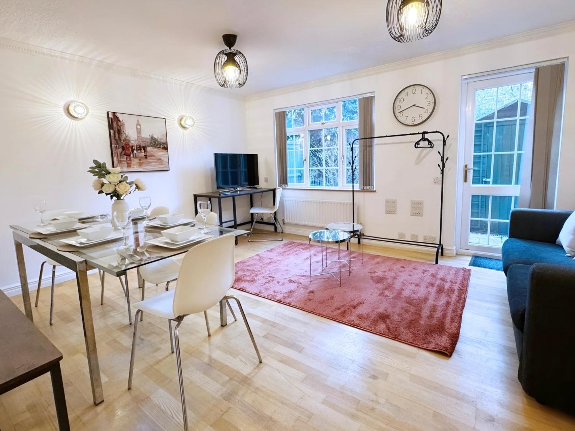 Three Bedroom House Near London Bridge * Londres