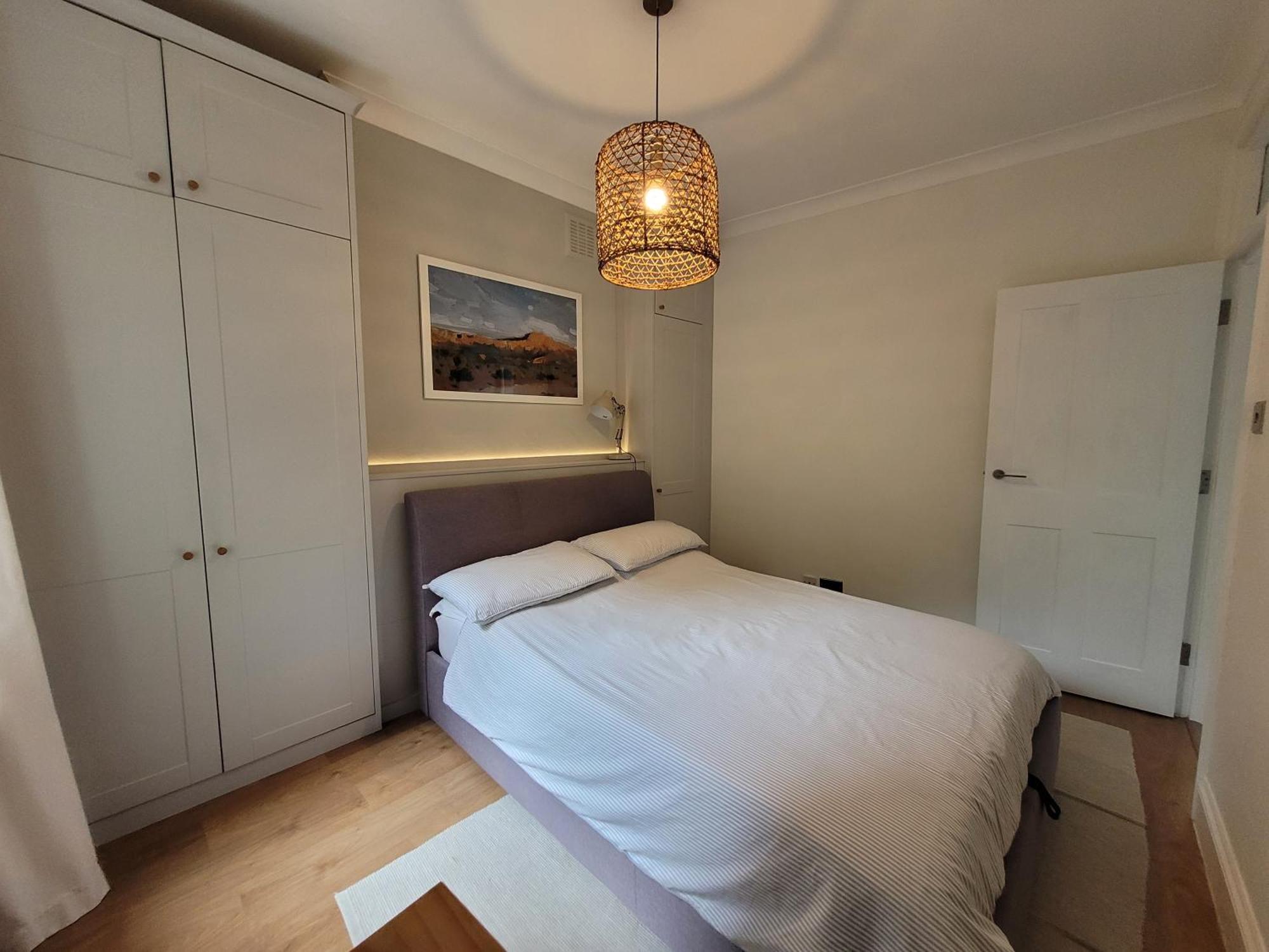 Lovely 1 Bed Flat With Private Garden And Easy Access To * London