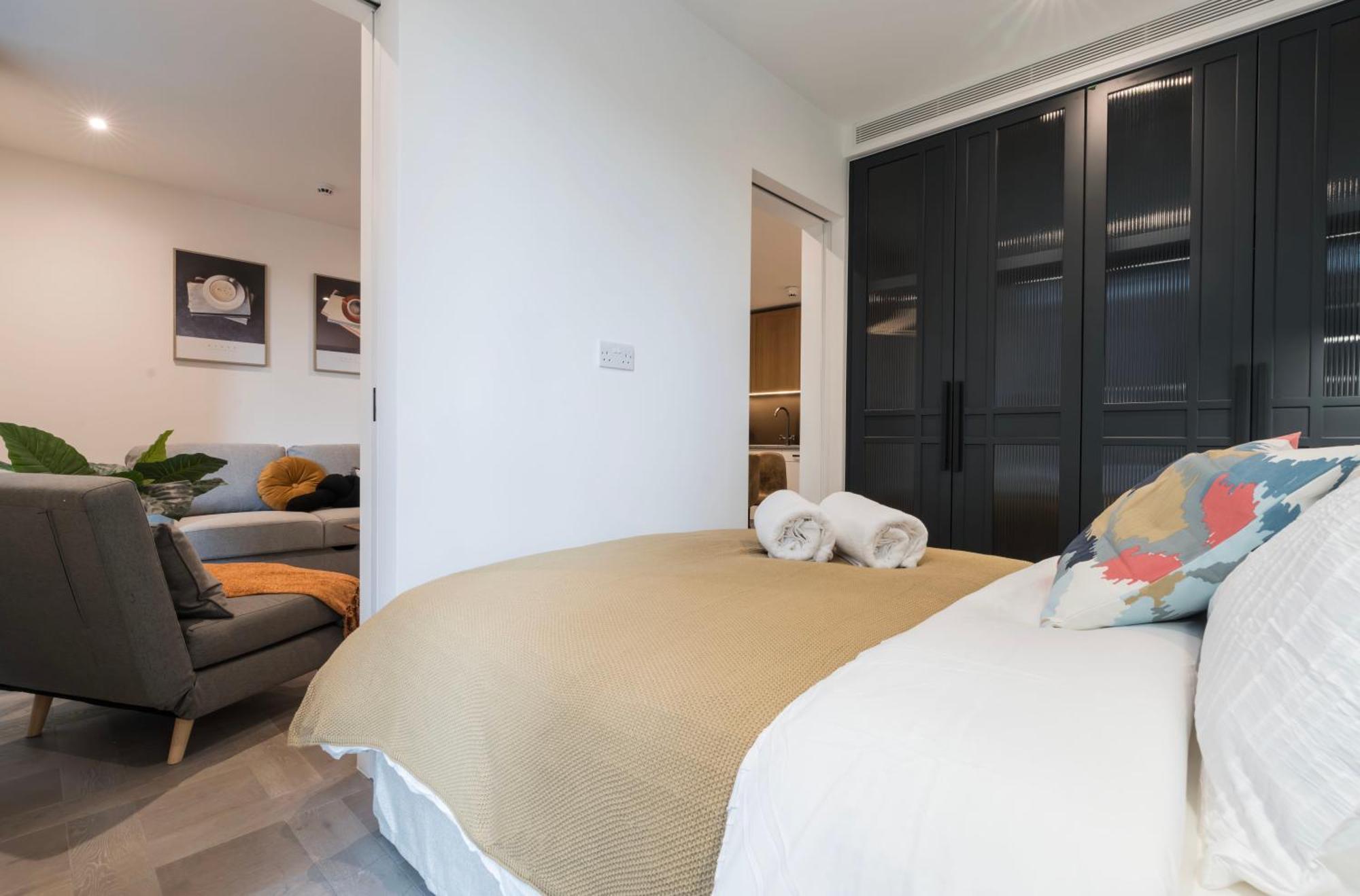 Luxury Flat Next Tower Bridge 3 Apartment London