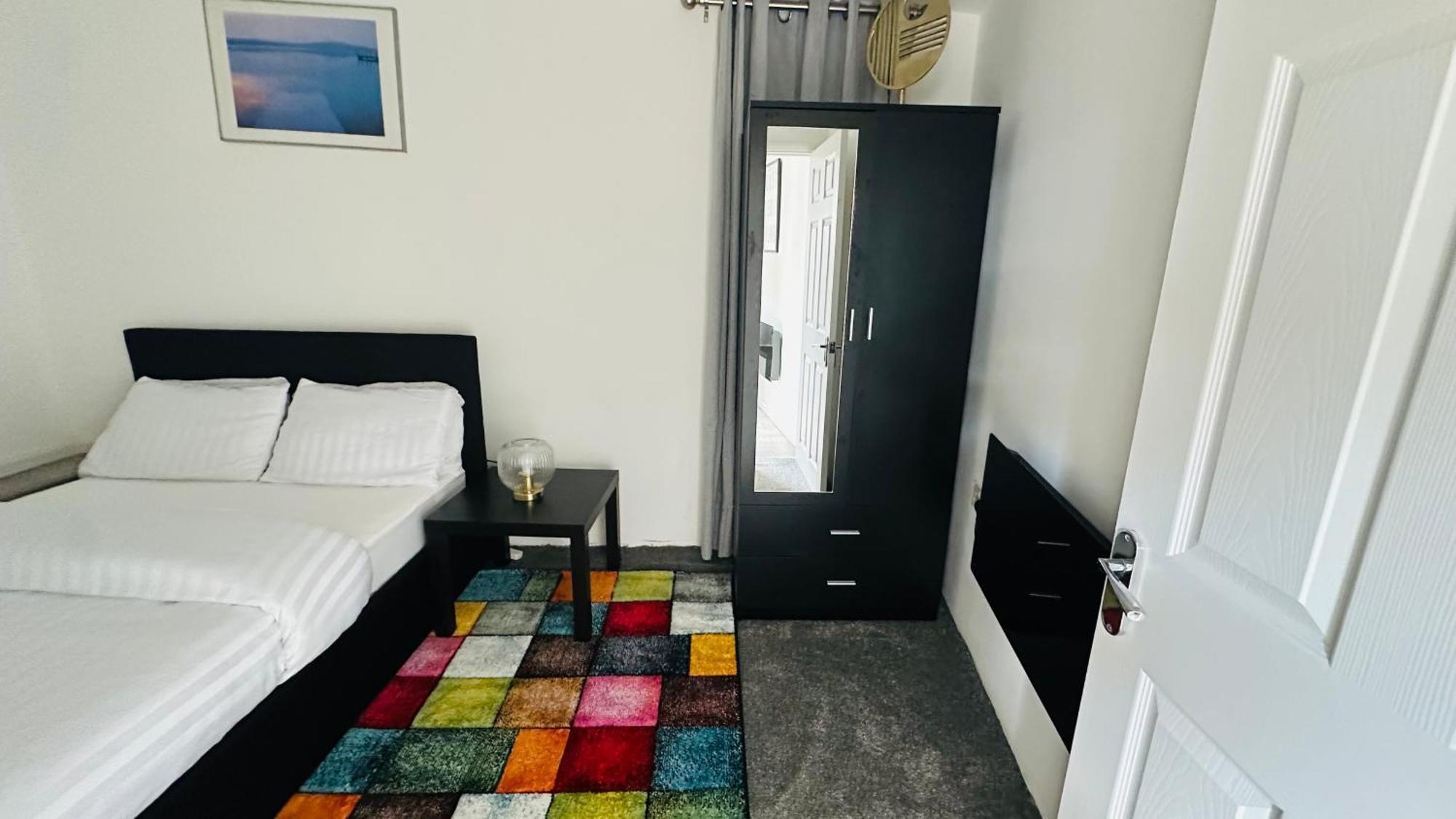 Cosy And Comfy * London