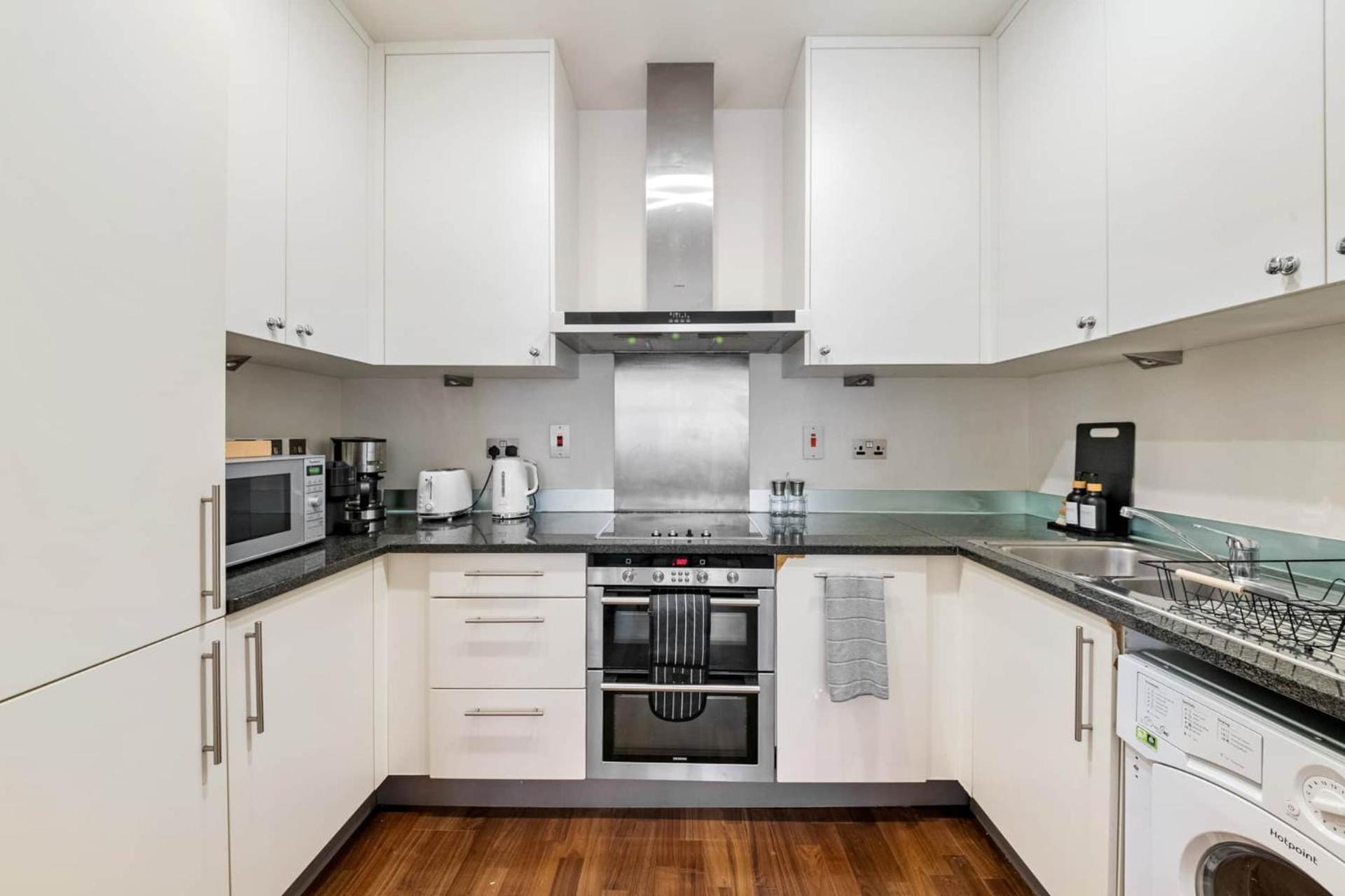 Londwell, Canary Wharf River Thames Balcony Retreat London