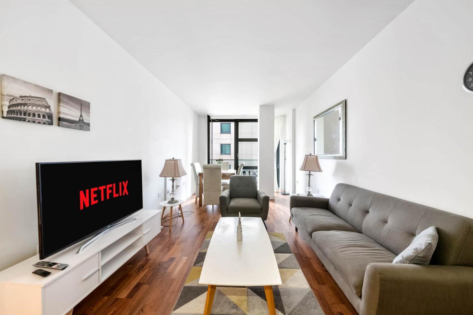 Apartment Londwell, Canary Wharf River Thames Balcony Retreat