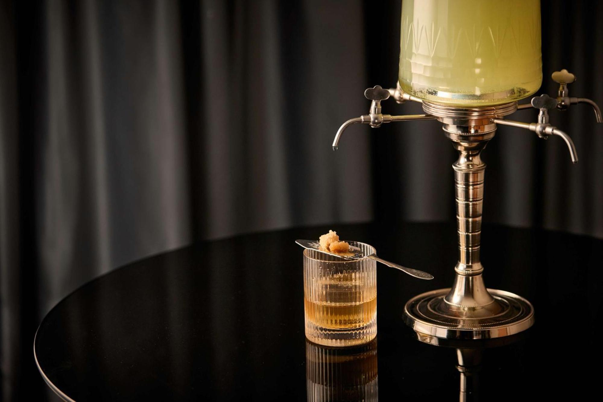 Art'otel Hoxton, Powered By Radisson 4* London