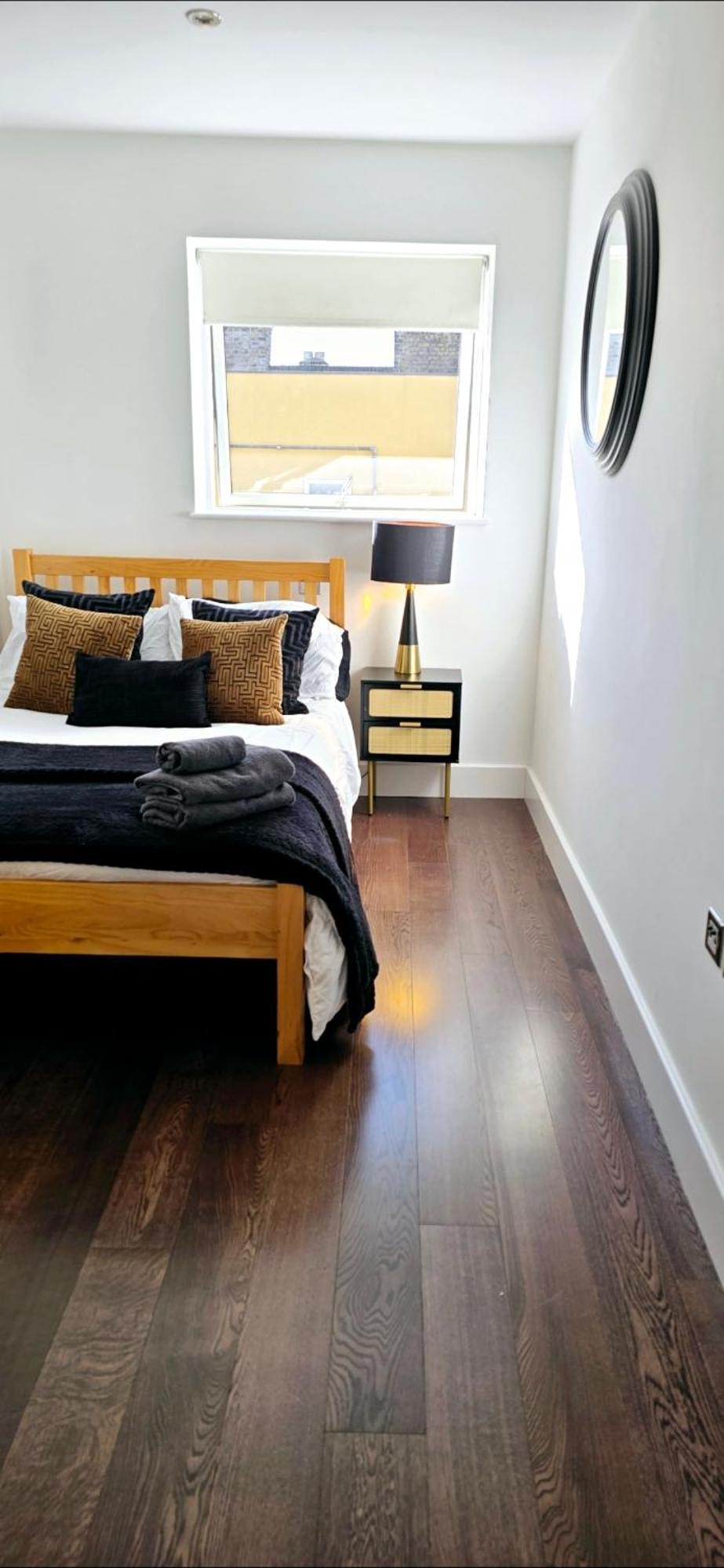 Luxury 2 Bedroom * London