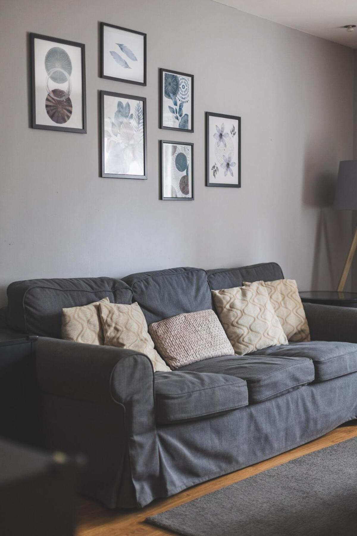 Spacious & Trendy 4-Bed Near River Thames Apartment