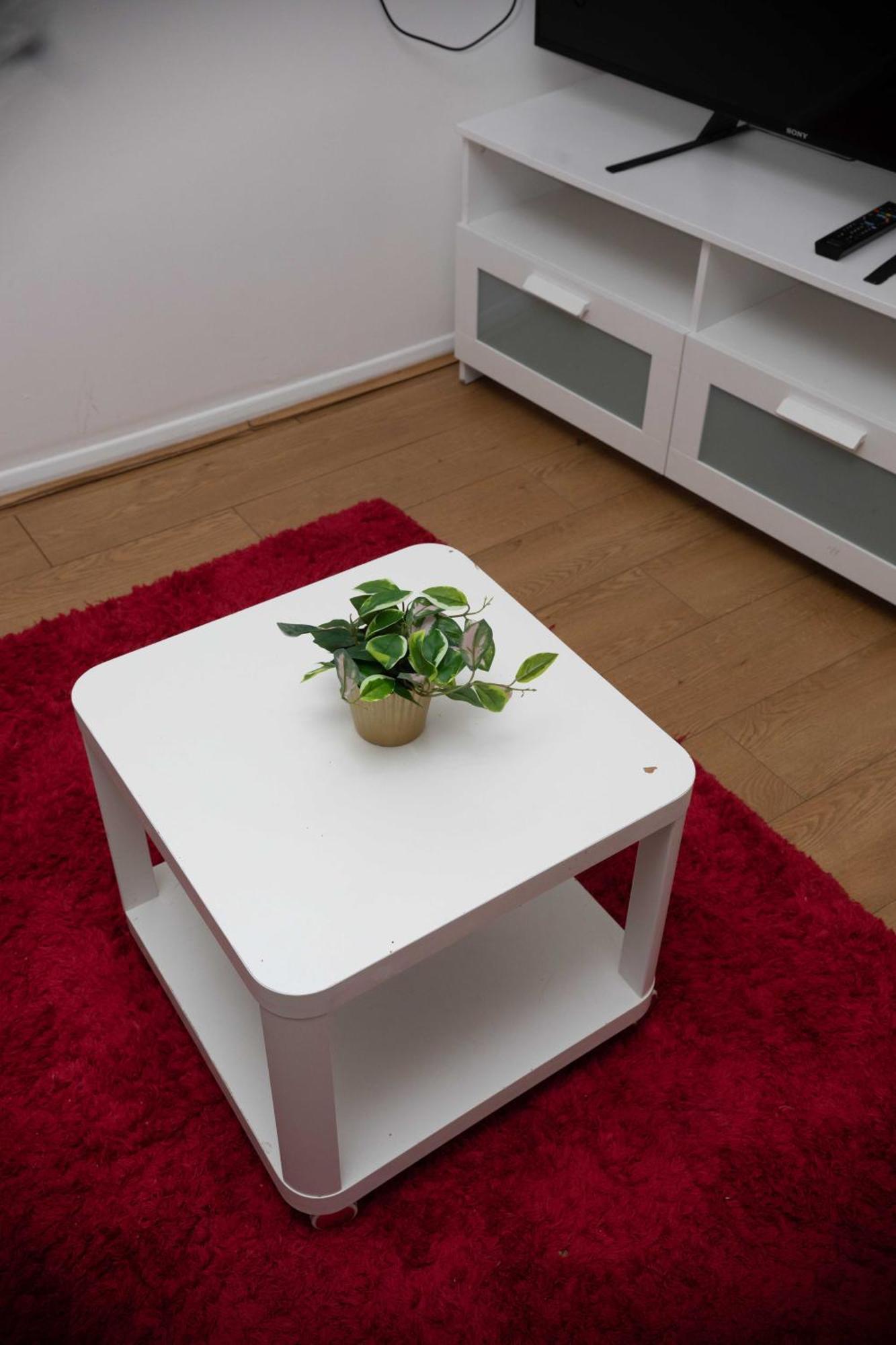 Apartment Emerald Excel Airport O2 *