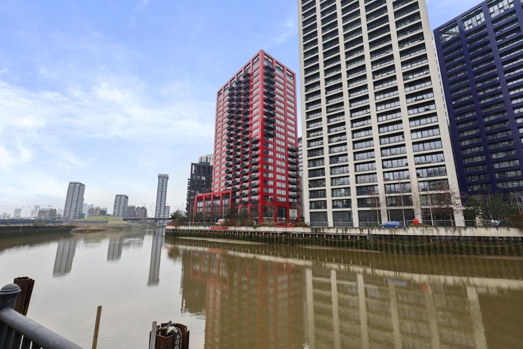Excel Side 2 Bed Apartment