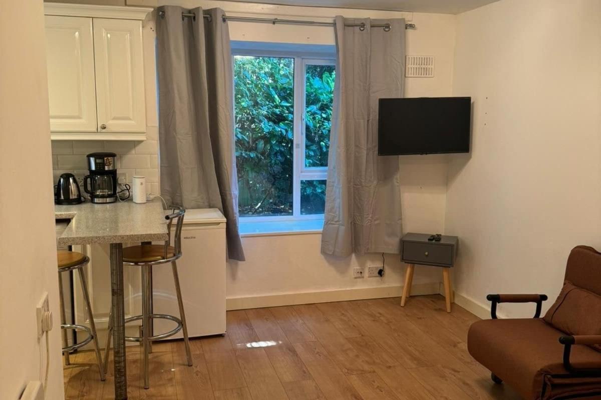 Apartment Close To Excel Centre *