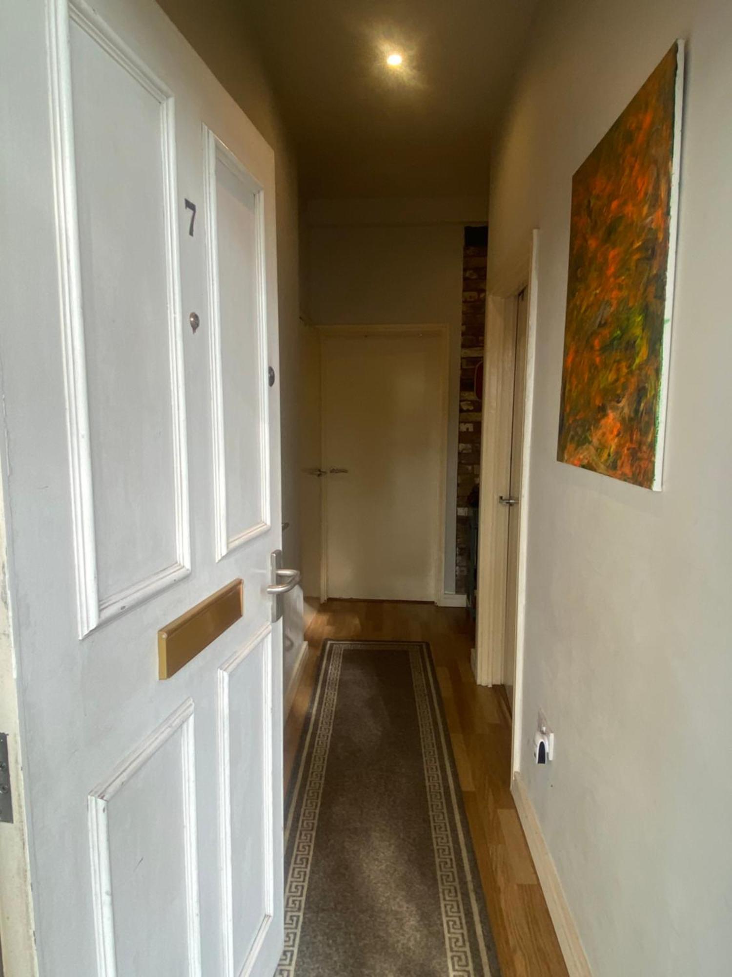 Listed Building Close To River Thames Londen