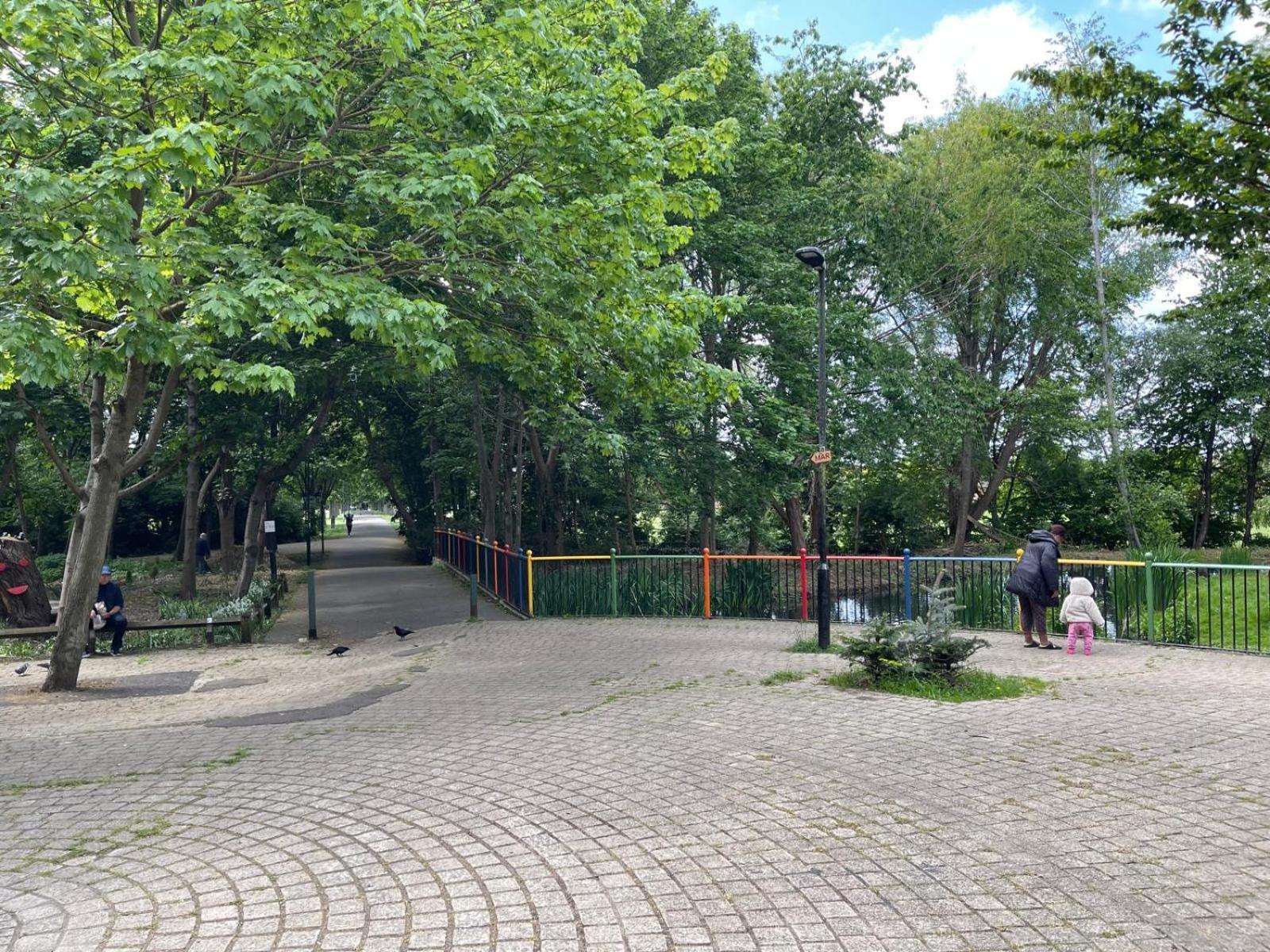 Close To Excel Centre